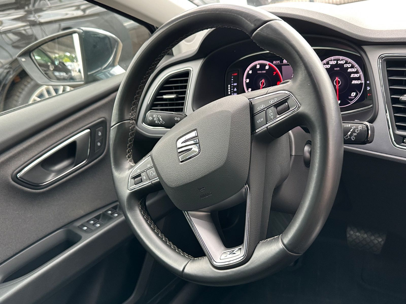 SEAT Leon Xcellence*Ky-go*LED*Virual*Navi*1-Hand*ACC* — photo 7