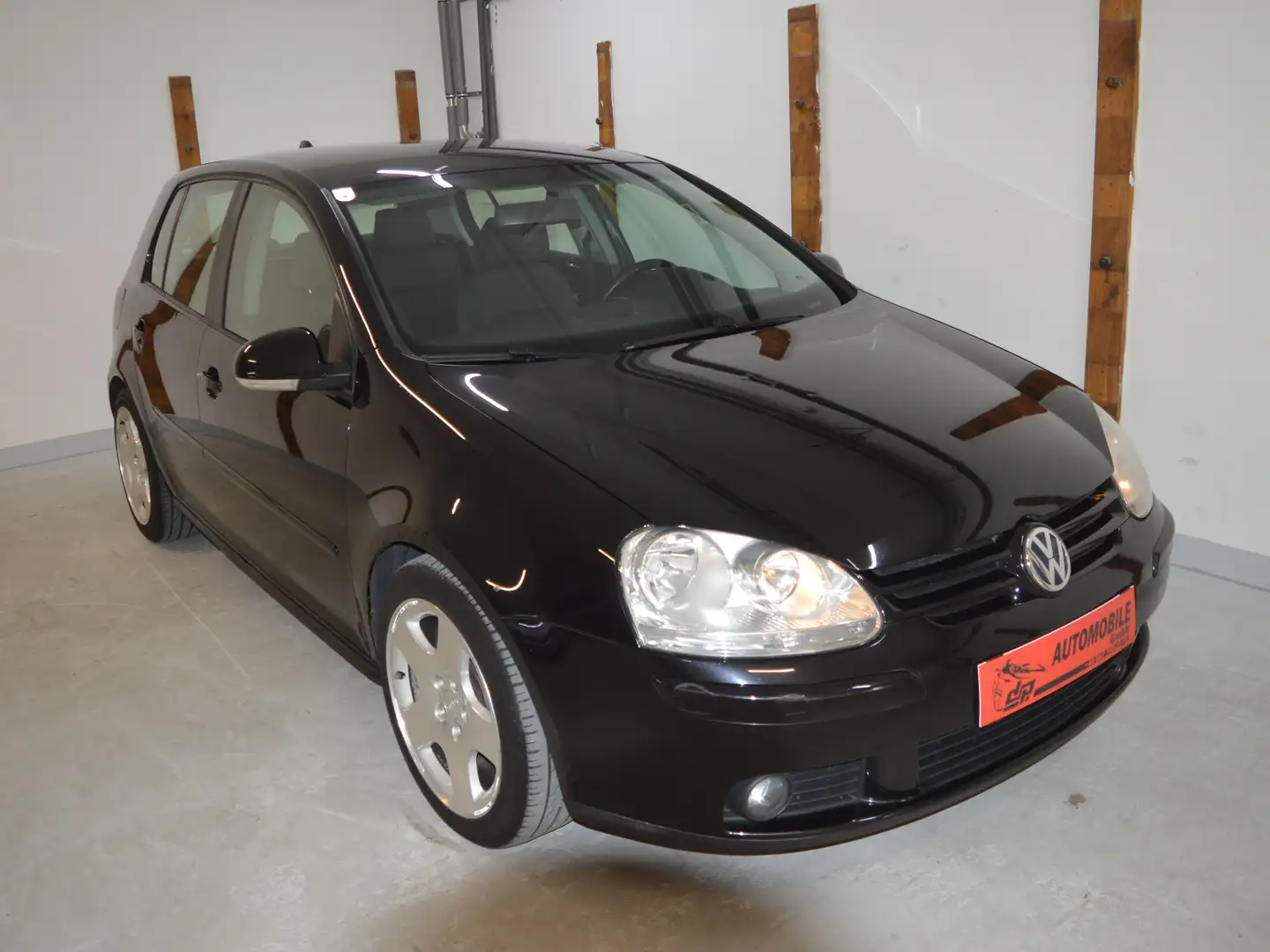 Volkswagen Golf 1,9 TDI **Sportline**Pickerl bis 04/26** Schwarz - 1