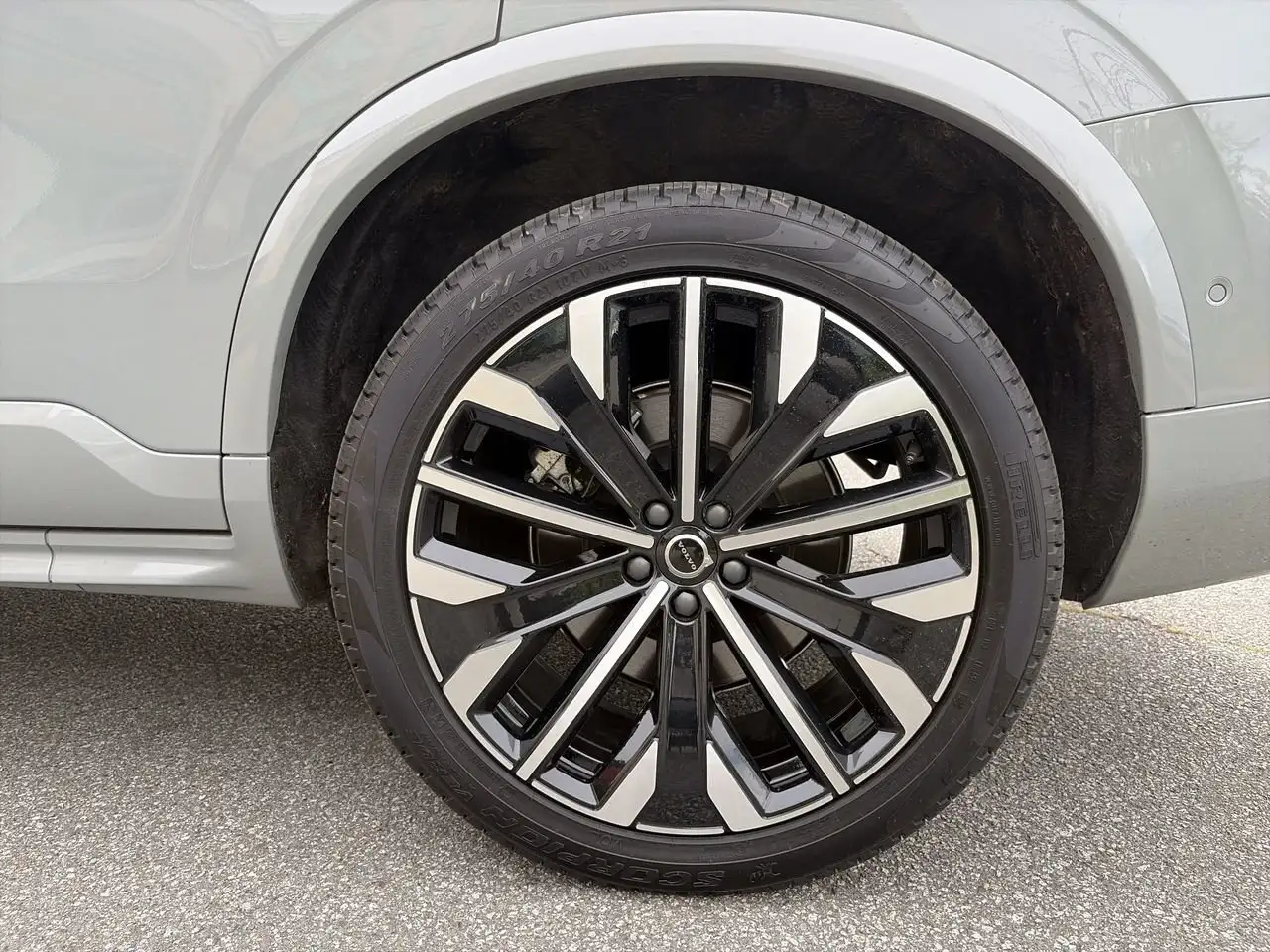 Volvo XC90 снимка Volvo XC90
