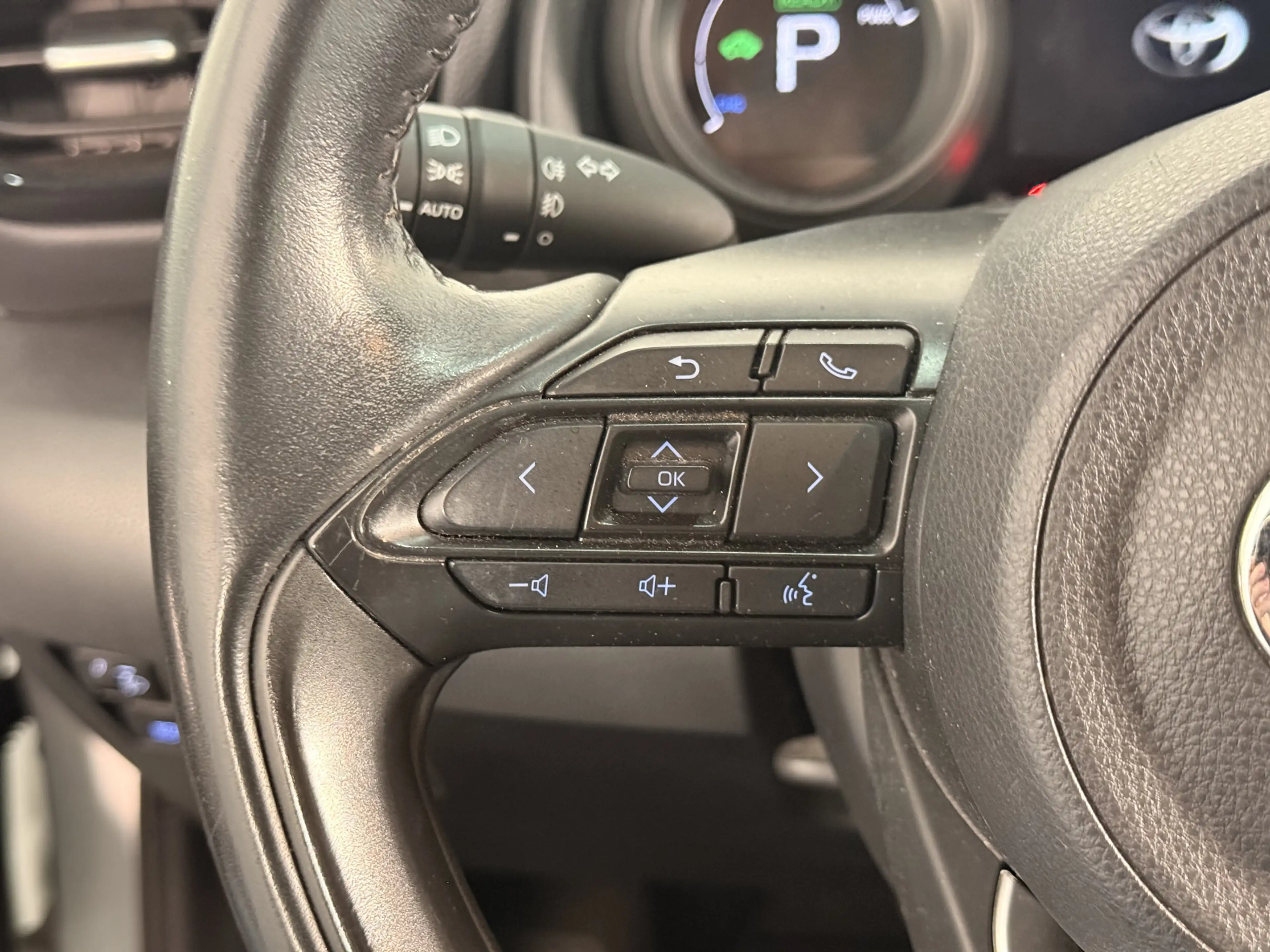 Toyota Yaris 1.5 Hybrid Dynamic | Zwart dak | Apple CarPlay | — photo 9