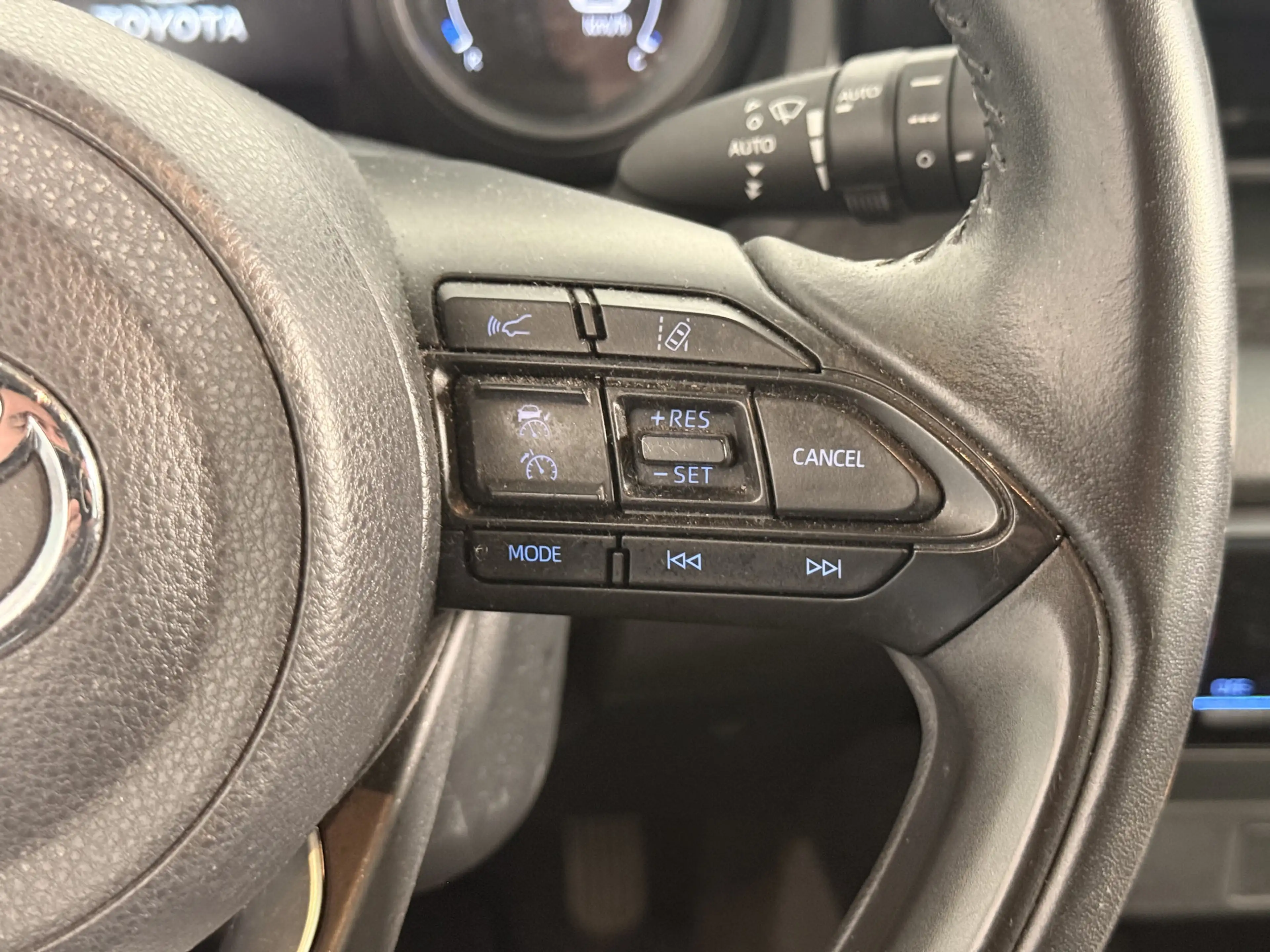 Toyota Yaris 1.5 Hybrid Dynamic | Zwart dak | Apple CarPlay | — photo 10