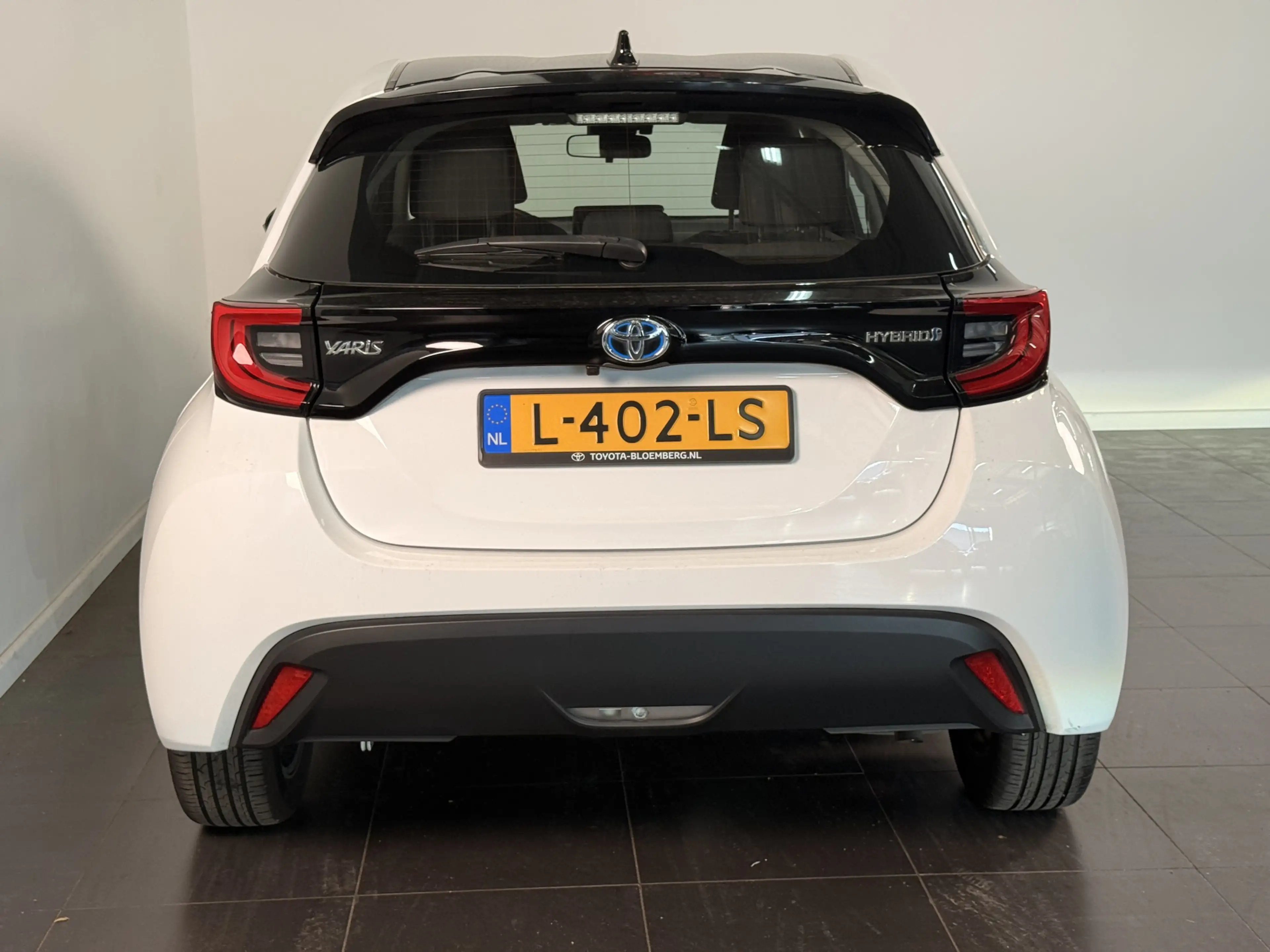Toyota Yaris 1.5 Hybrid Dynamic | Zwart dak | Apple CarPlay | — photo 5
