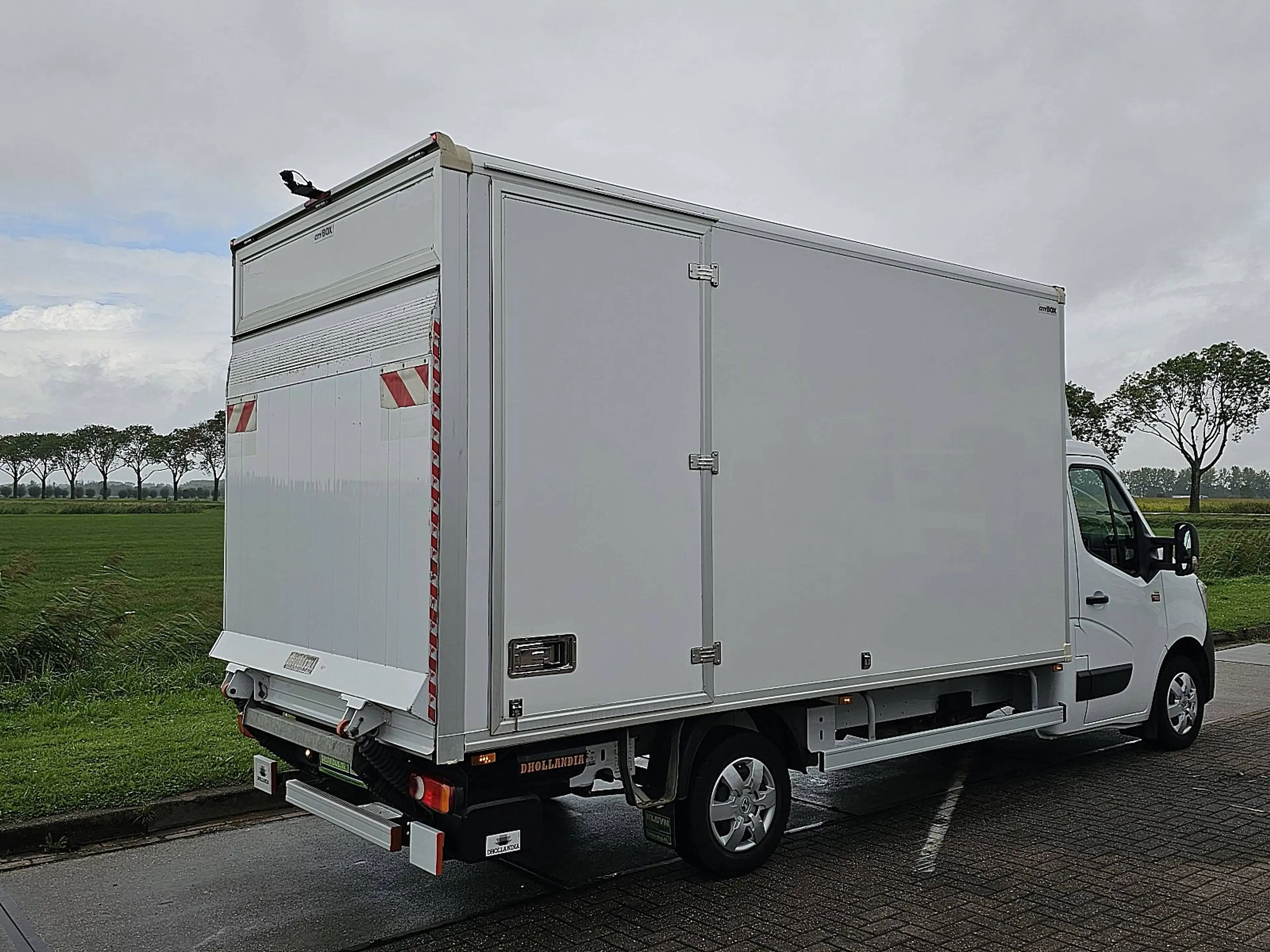 Renault Master 2.3 Bakwagen Laadklep! — photo 3
