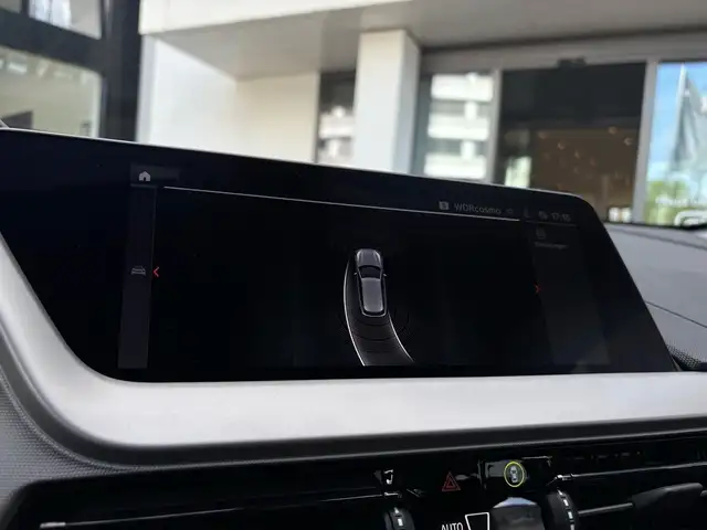 BMW 1 Series view 11