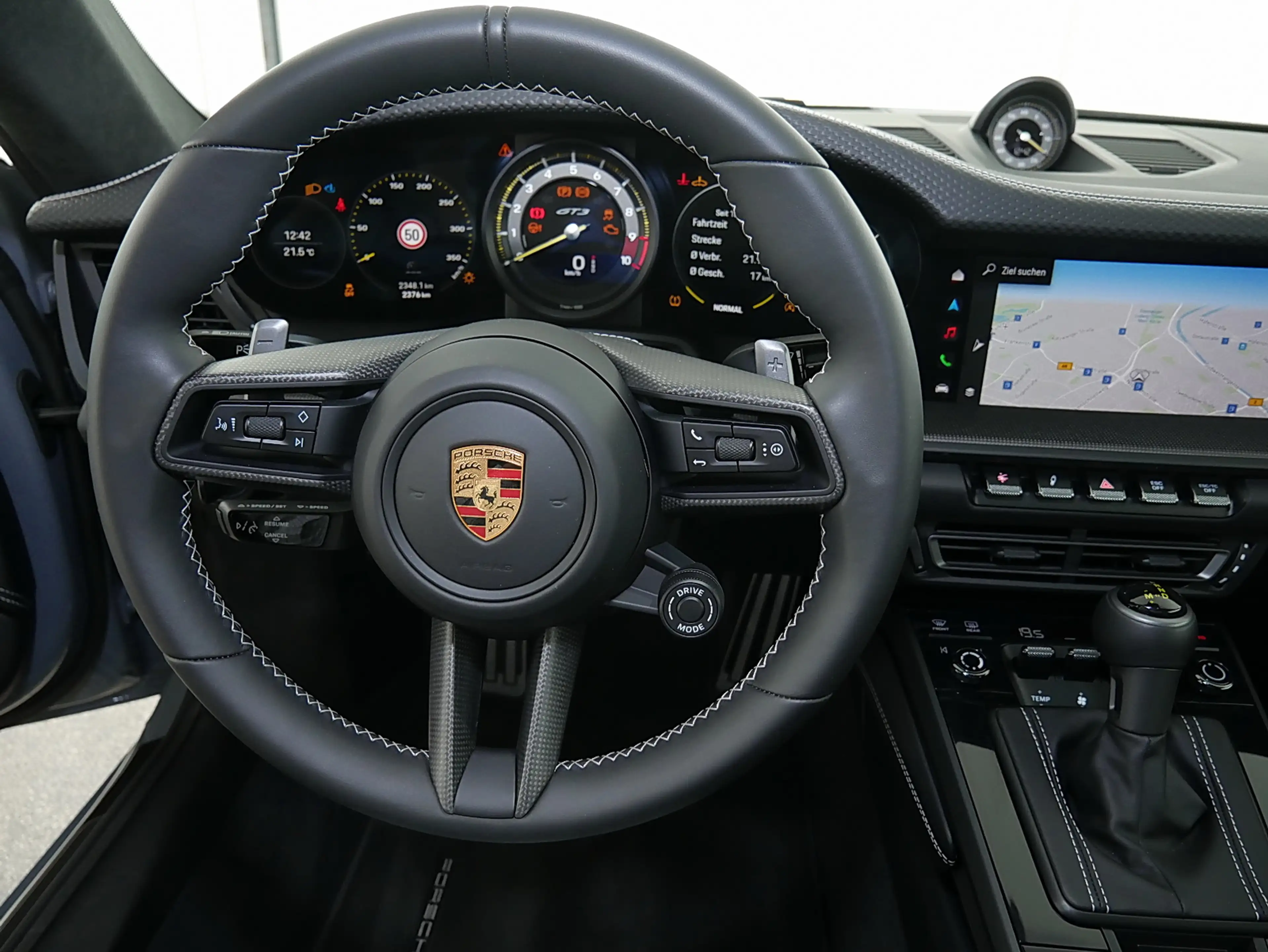 Porsche 911 GT3 Touring — photo 10
