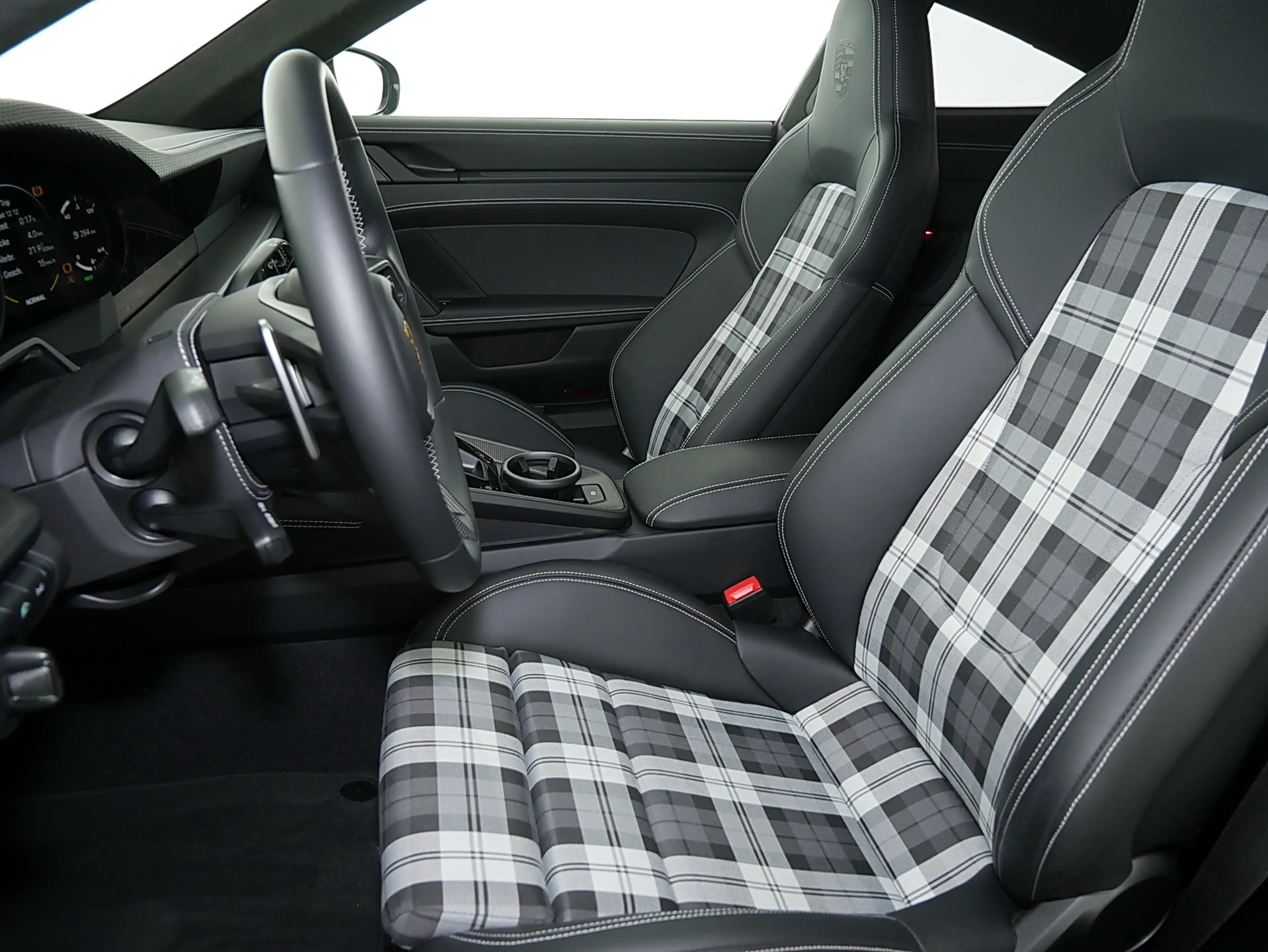 Porsche 911 GT3 Touring — photo 11