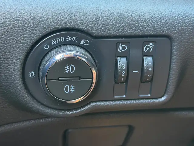 Opel Astra view 28