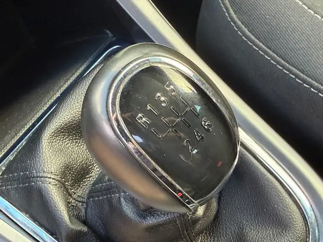 Opel Astra view 22