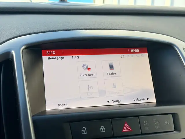 Opel Astra view 16