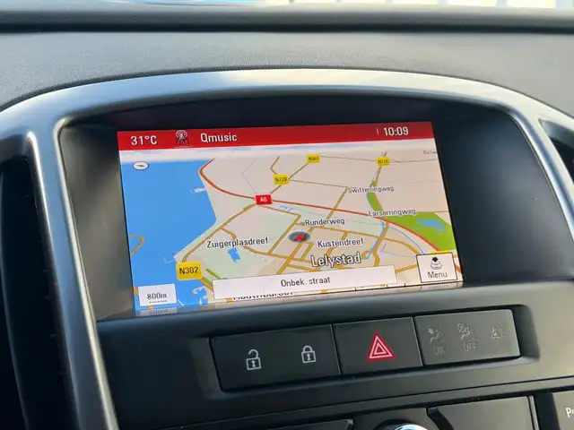 Opel Astra view 14