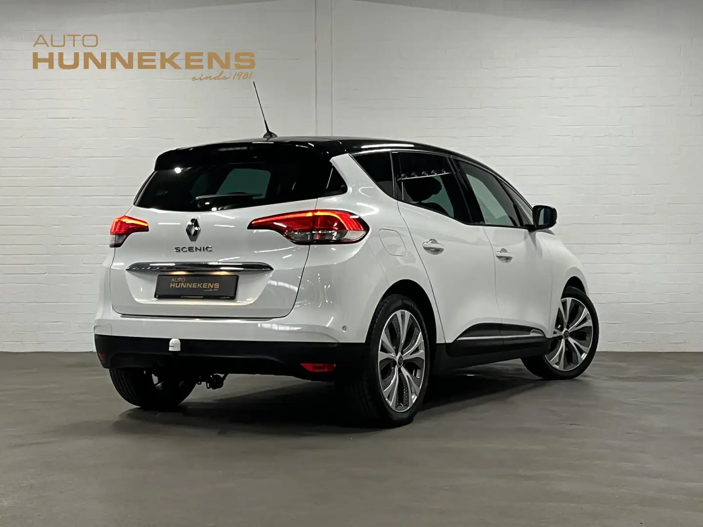 Renault Scenic 1.3 TCe Intens Trekhaak | Camera | Cruise control Wit - 2