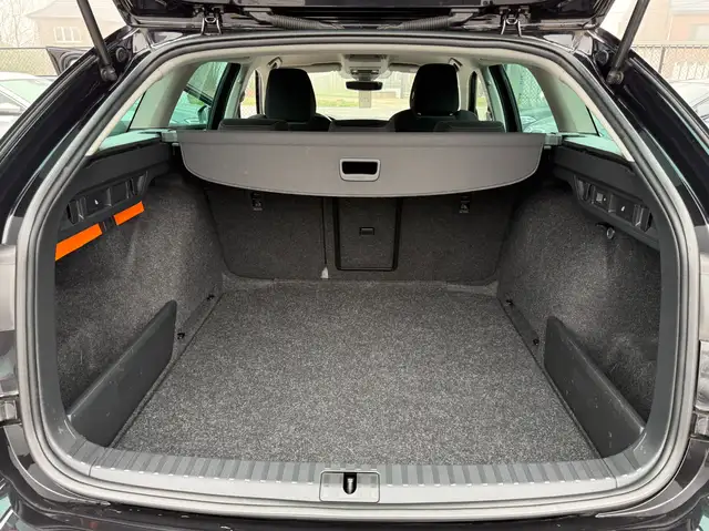 Skoda Octavia view 15