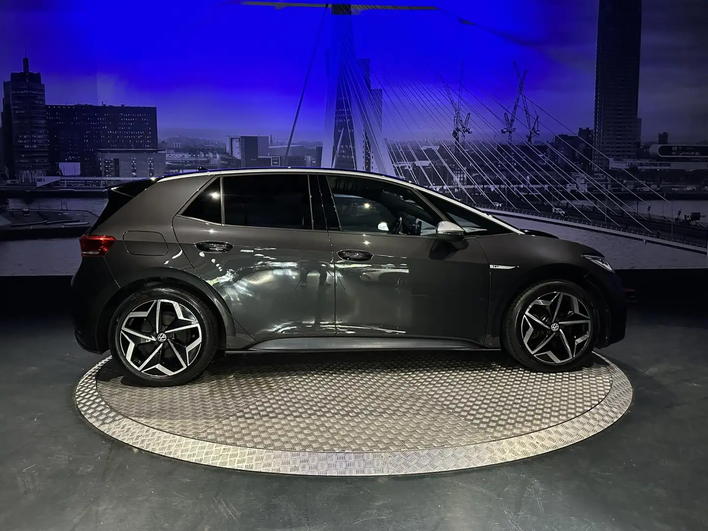 Volkswagen ID.3 First Plus 58 kWh Grijs - 2
