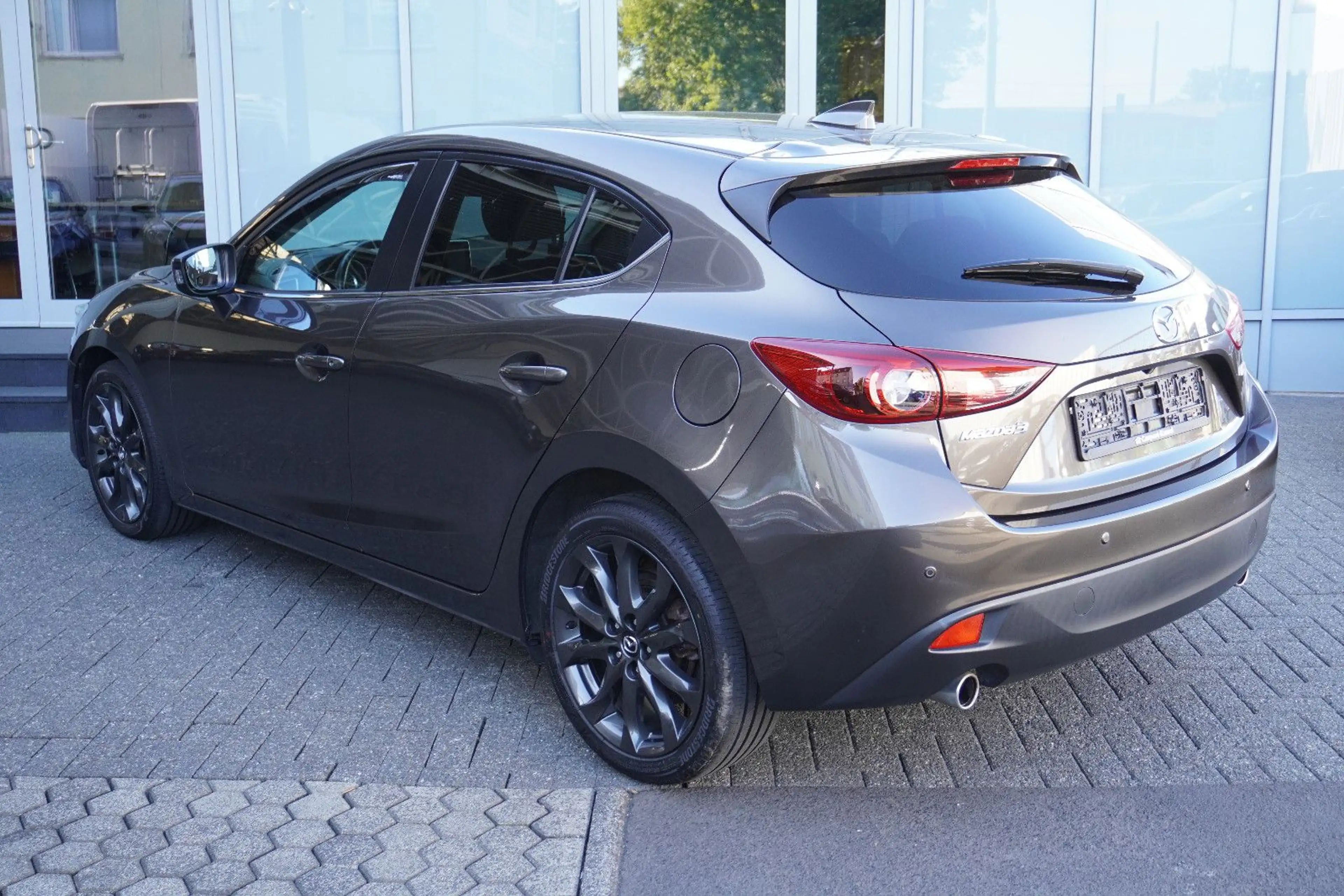 Mazda 3 Lim. Nakama — photo 8