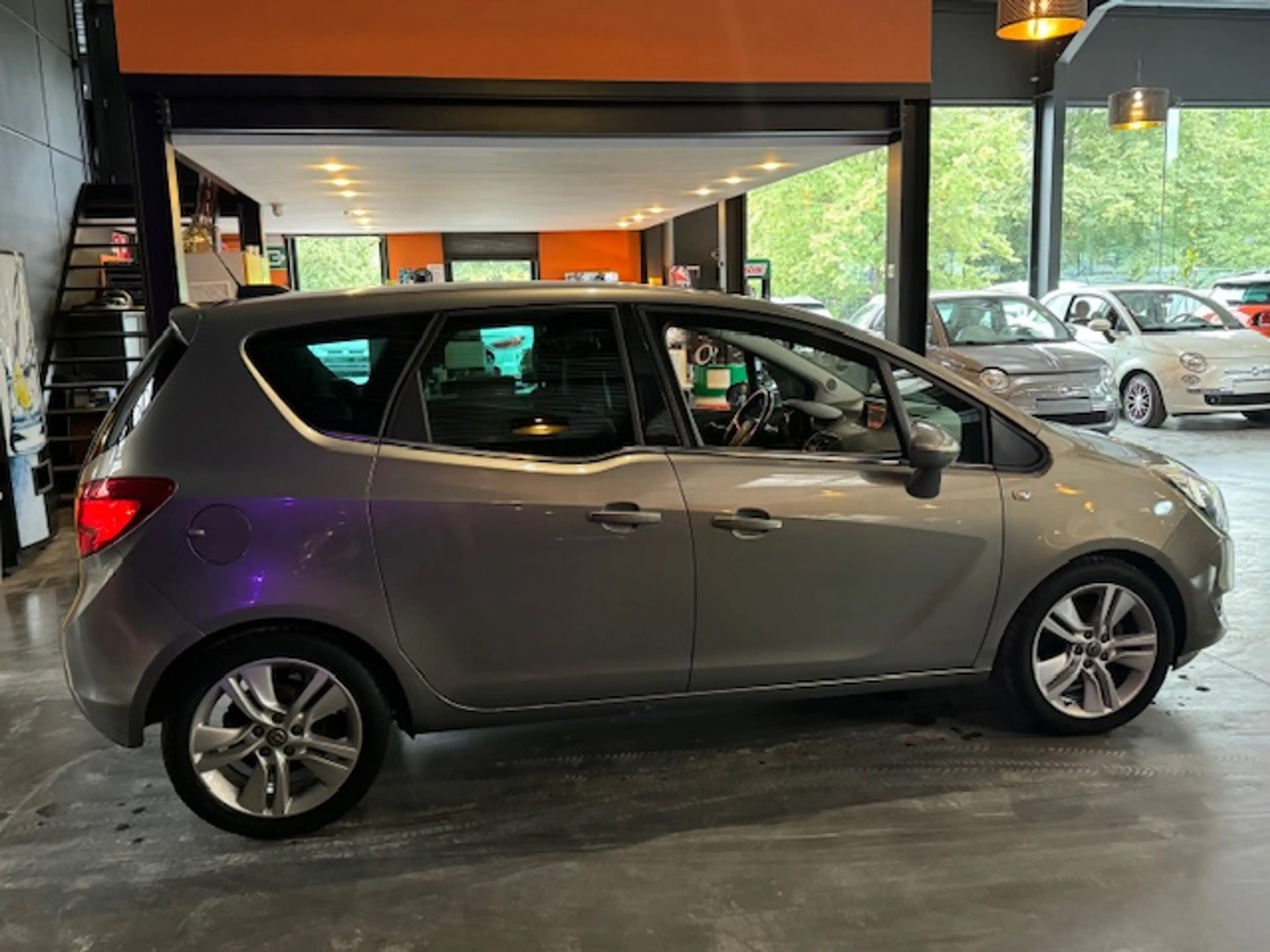 Opel Meriva AUTOMATIQUE - 1.4 Turbo - A/C - MEDIA/TEL - REG VIT - GPS — photo 10