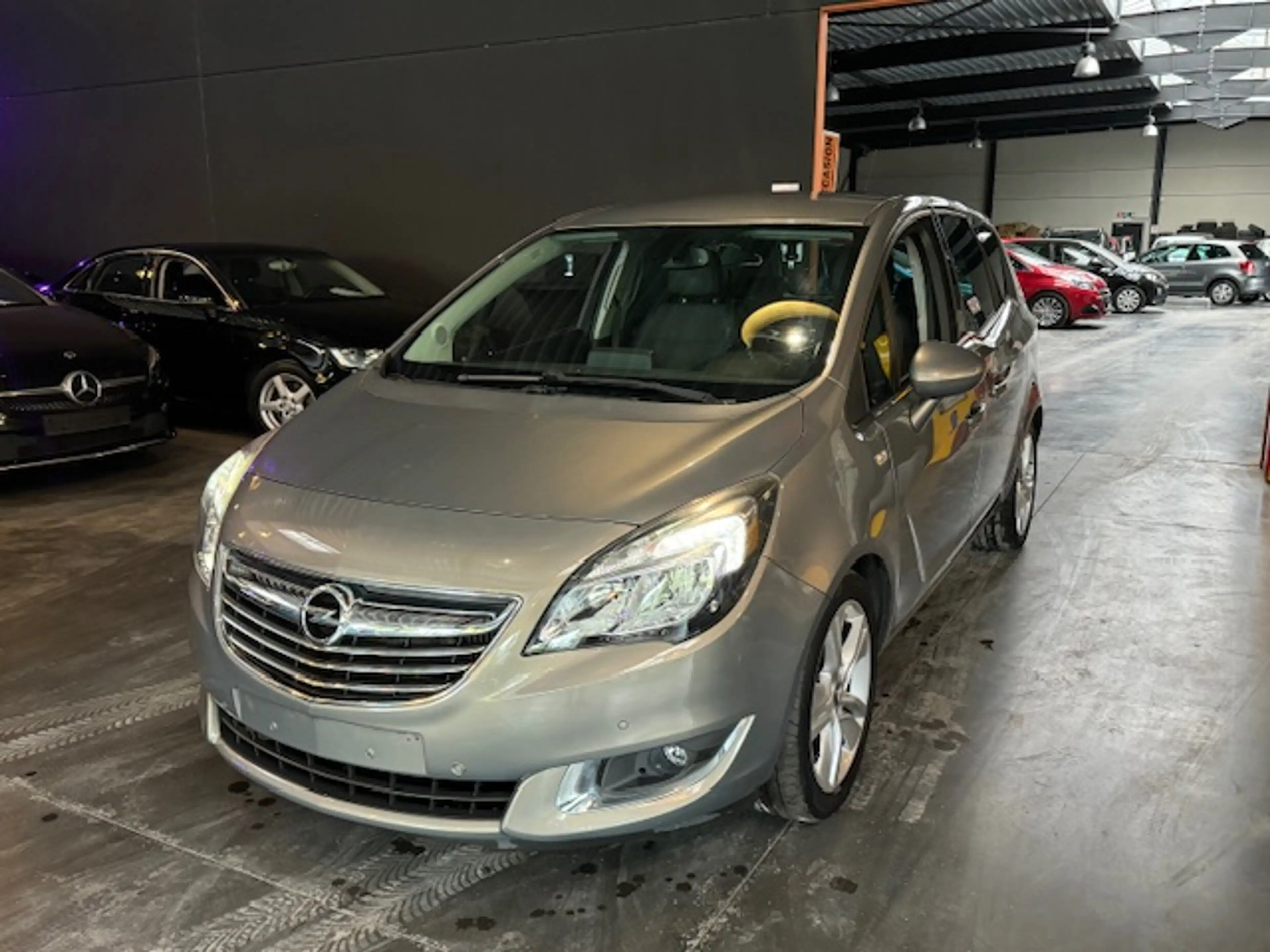 Opel Meriva AUTOMATIQUE - 1.4 Turbo - A/C - MEDIA/TEL - REG VIT - GPS — photo 4
