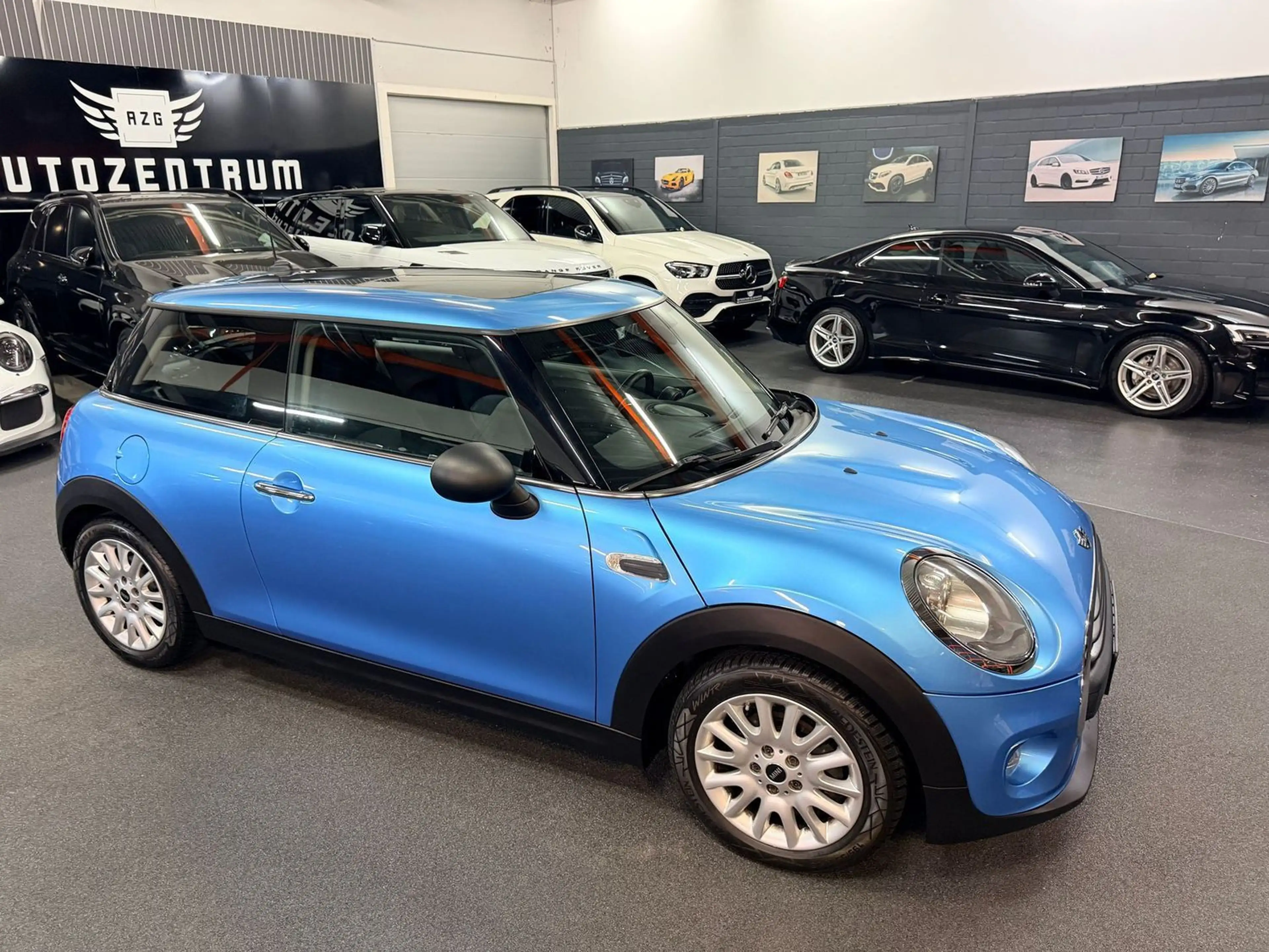 MINI One One 1.2 PEPPER/NAVI/PANO/PDC/KLIMA/SHZ — photo 7