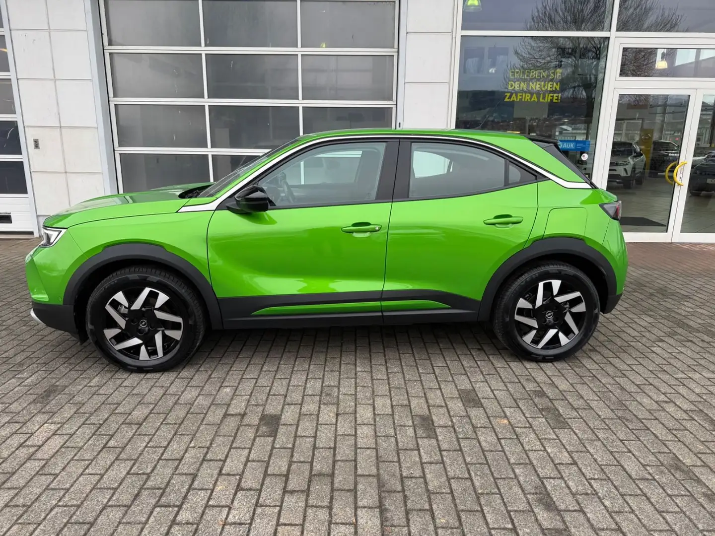 Opel Mokka e Elegance Verde - 2