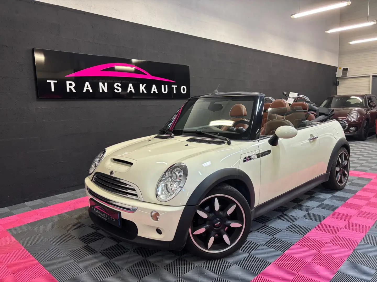 MINI Cooper S Cooper S Sidewalk Beige - 1