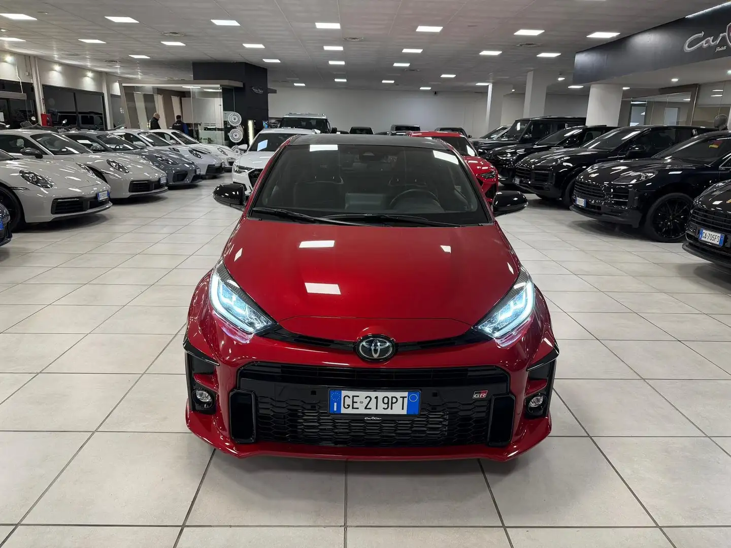Toyota Yaris GR 1.6 Circuit Rosso - 2