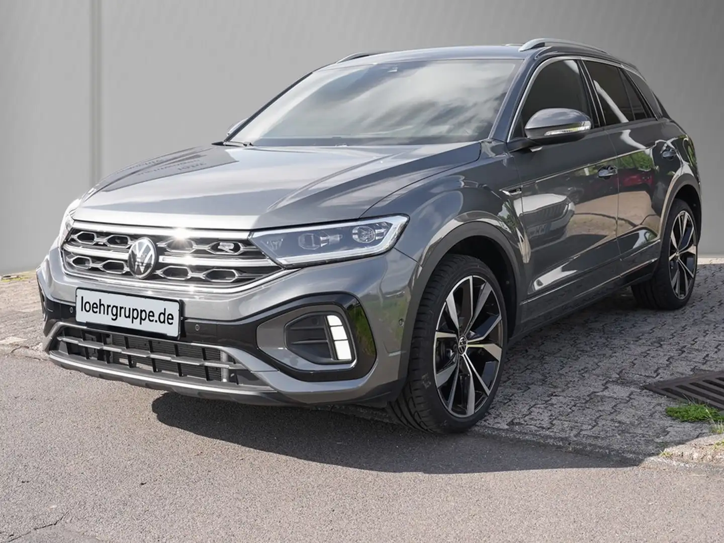 Volkswagen T-Roc 1,5 TSI DSG R-Line,Matri LED,AHK,Kamera Navi,AL... Grau - 2