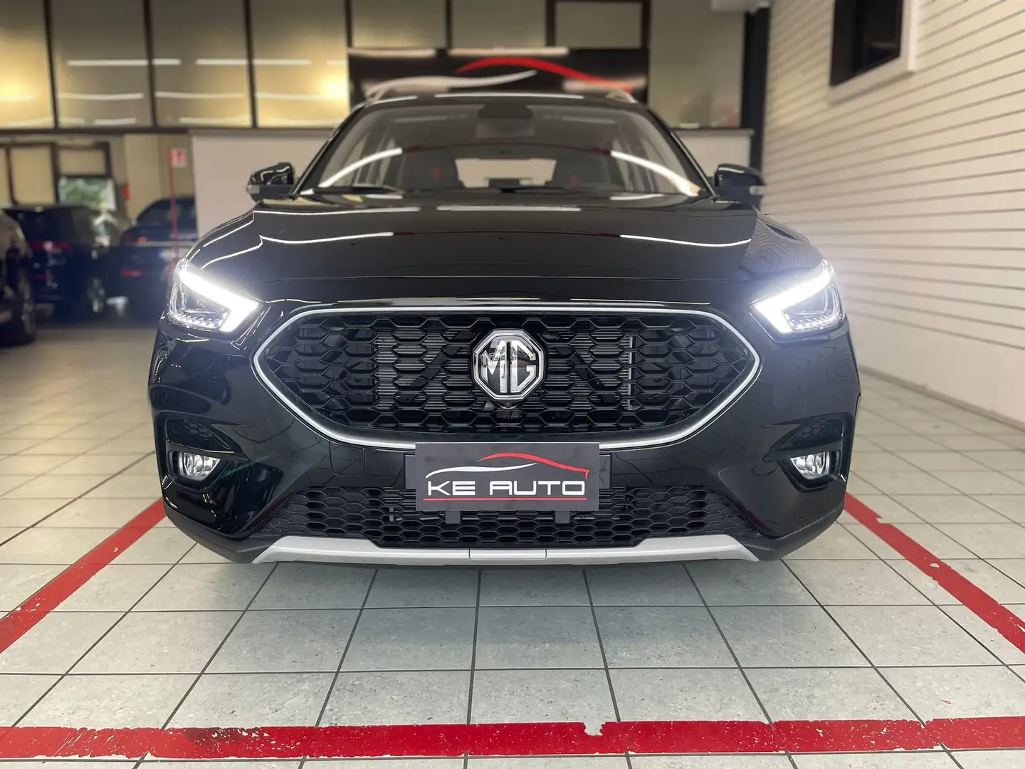 MG HS 1.5 t Comfort Schwarz - 2