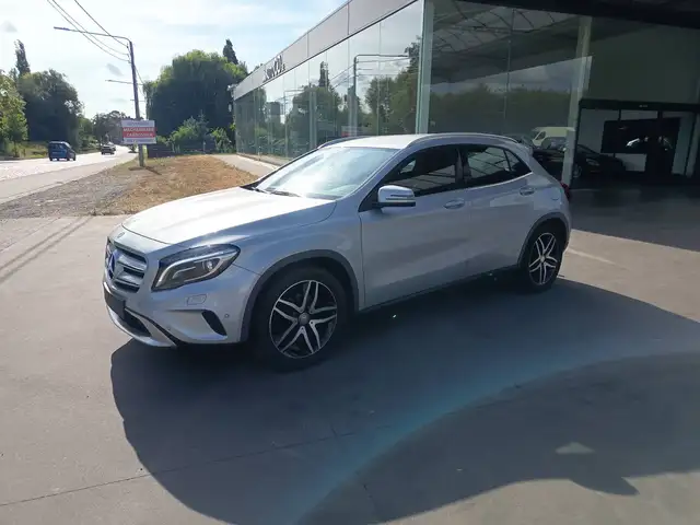 Mercedes-Benz GLA 200 d Leder Automaat Climatronic Trekhaak