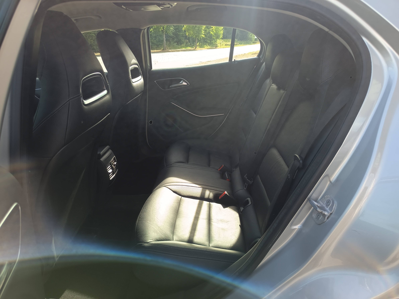 Mercedes-Benz GLA 200 d Leder Automaat Climatronic Trekhaak — photo 13