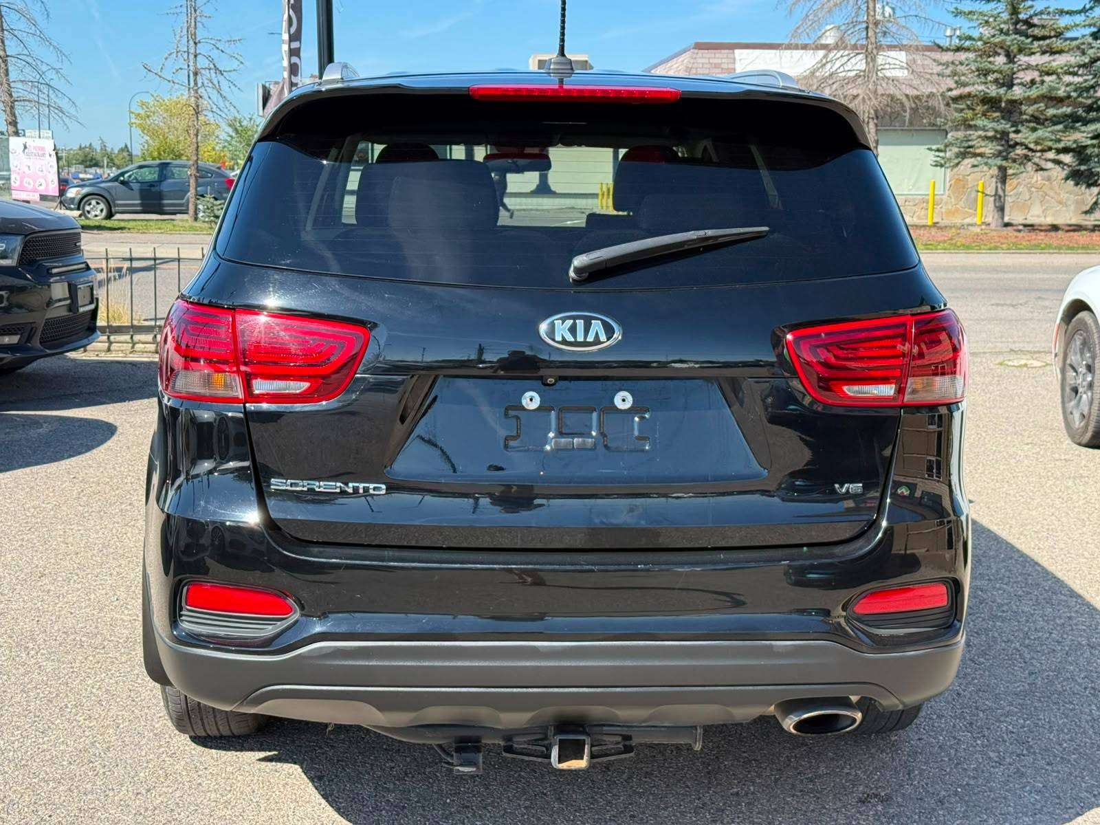 2020 Kia Sorento — view 3