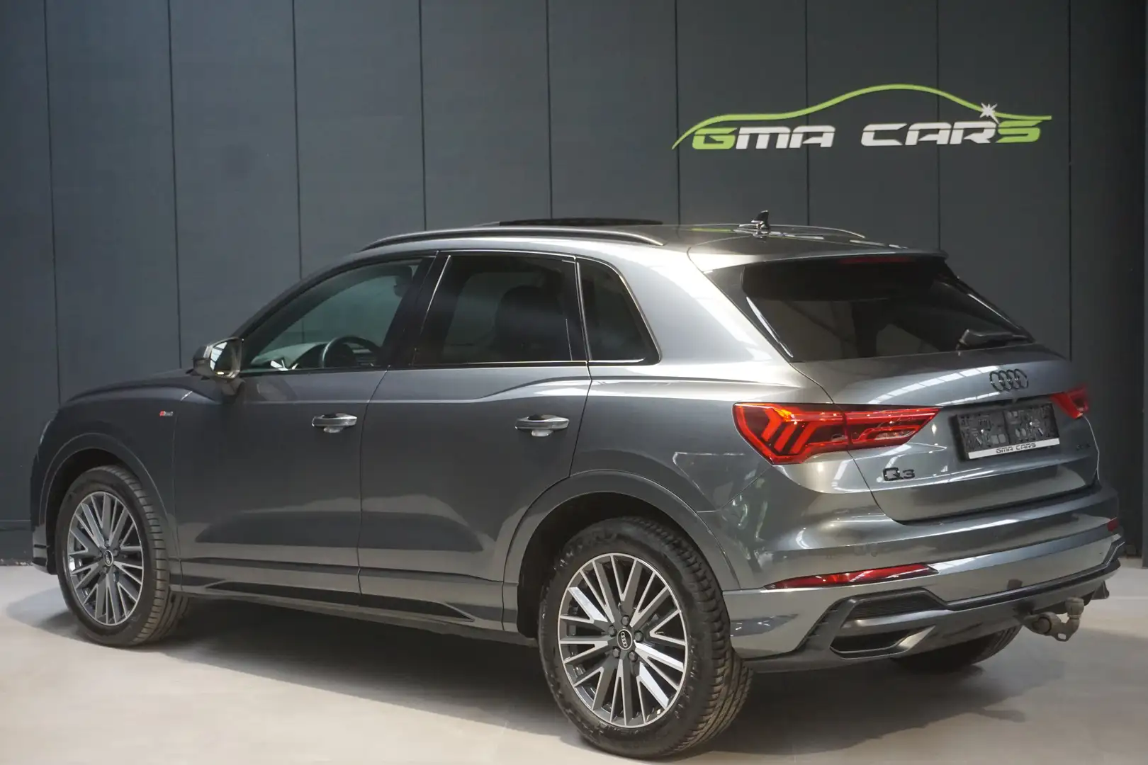 Audi Q3 35 TFSI S line Benzine Automaat-Nav-Airco-Garantie Gris - 2