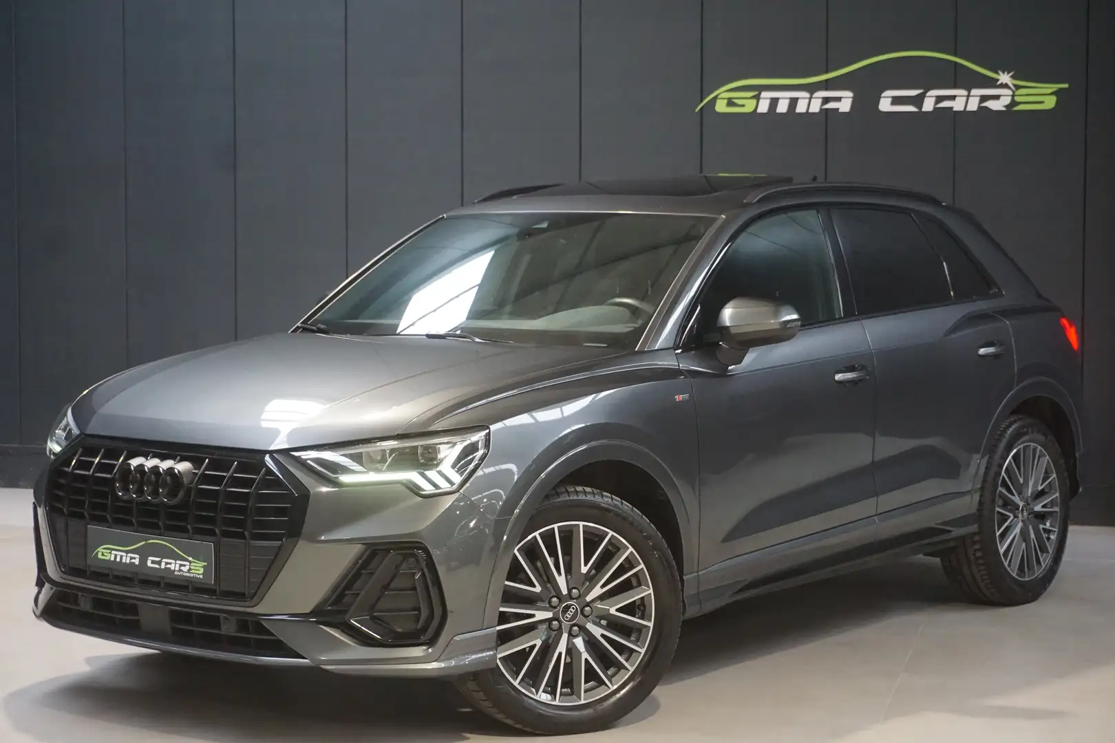 Audi Q3 35 TFSI S line Benzine Automaat-Nav-Airco-Garantie Gris - 1