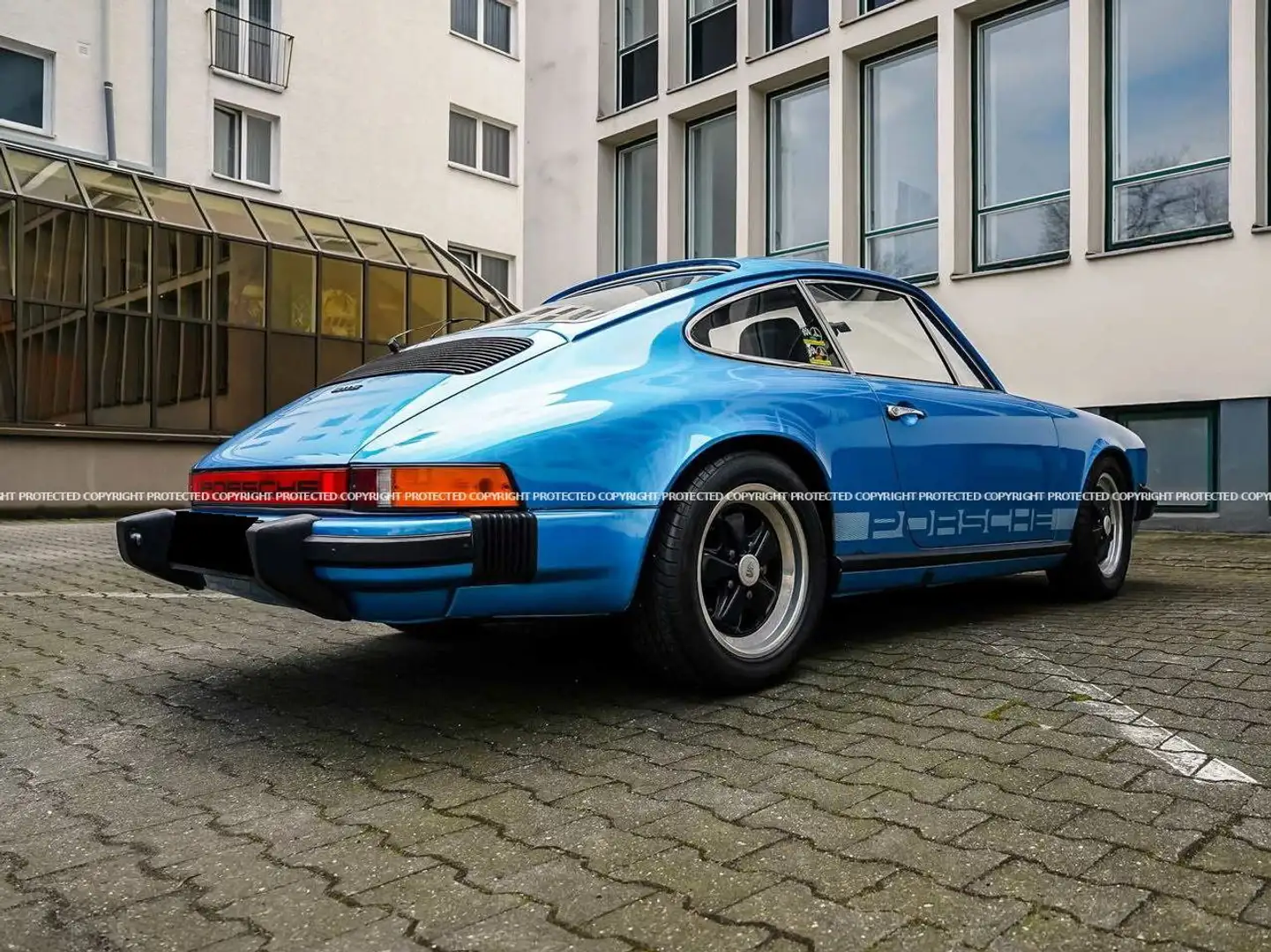 Porsche 911 911S - 1
