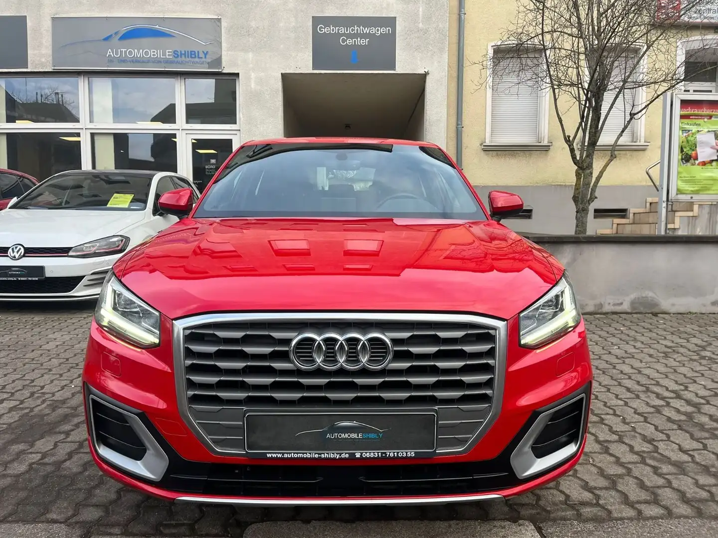 Audi Q2 Sport 150P.S Automatik, LED, Navi Rouge - 2