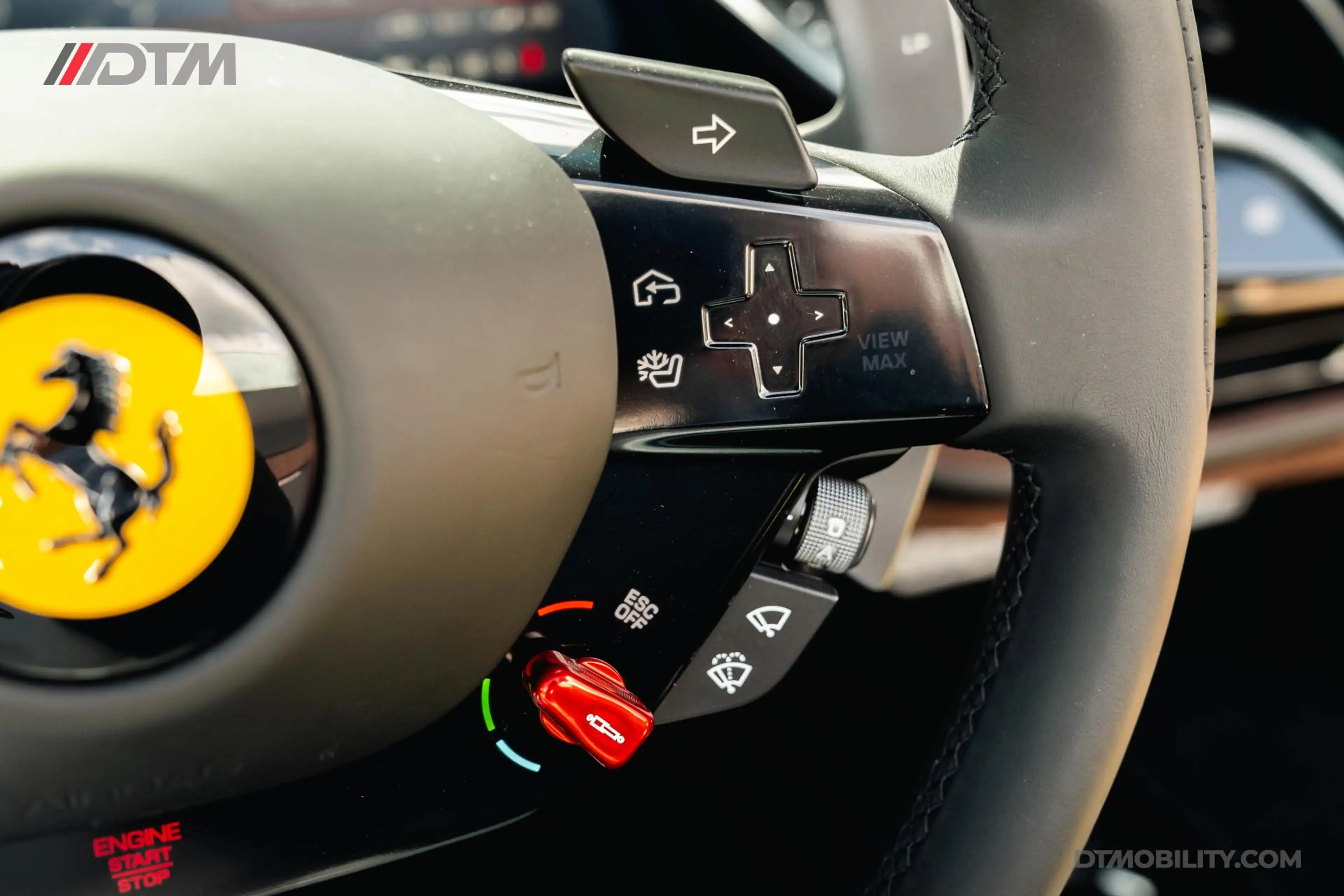 Ferrari SF90 Spider 4.0 V8 | Blu Pozzi | Daytona Seats Cioccolato | — photo 16