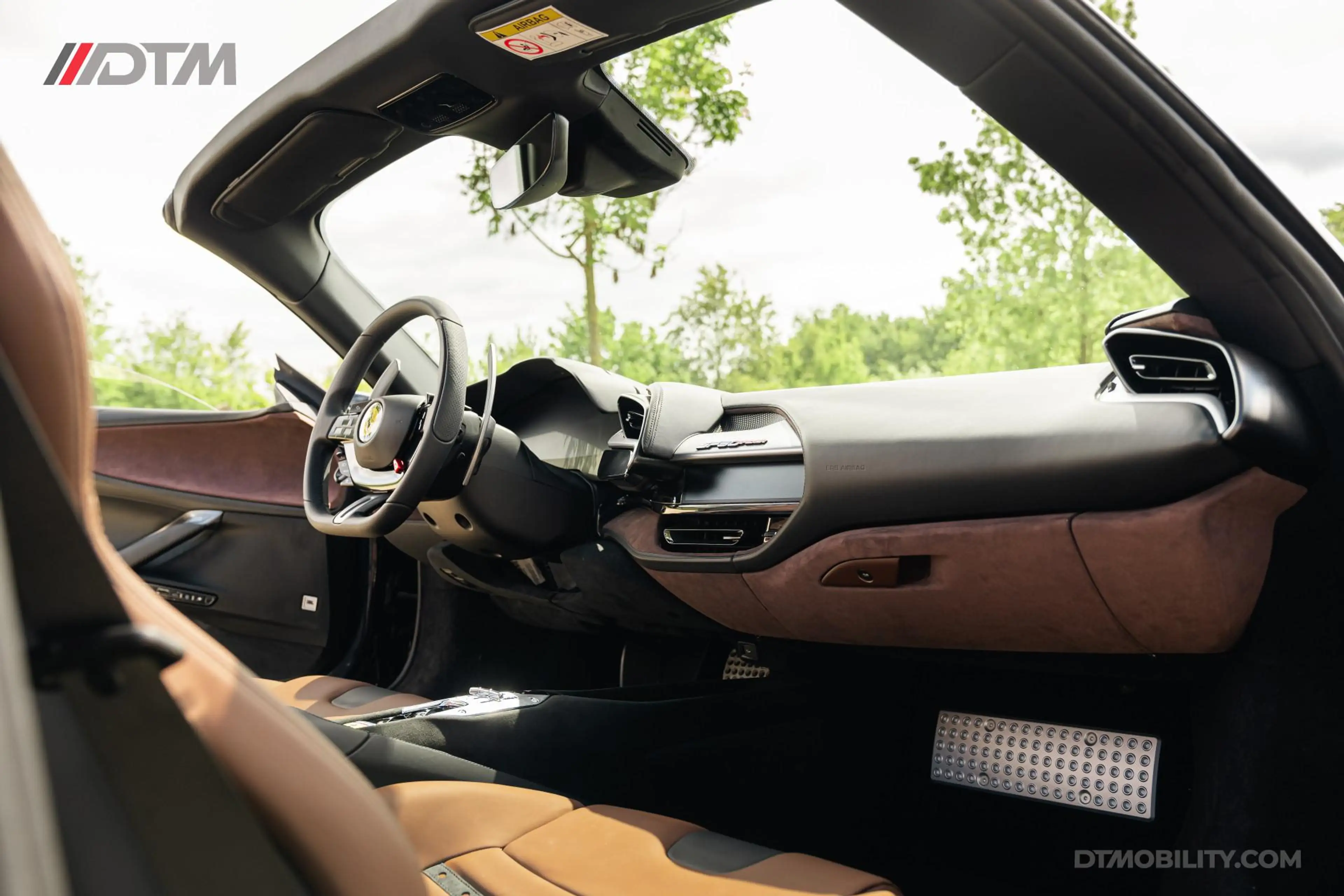Ferrari SF90 Spider 4.0 V8 | Blu Pozzi | Daytona Seats Cioccolato | — photo 44