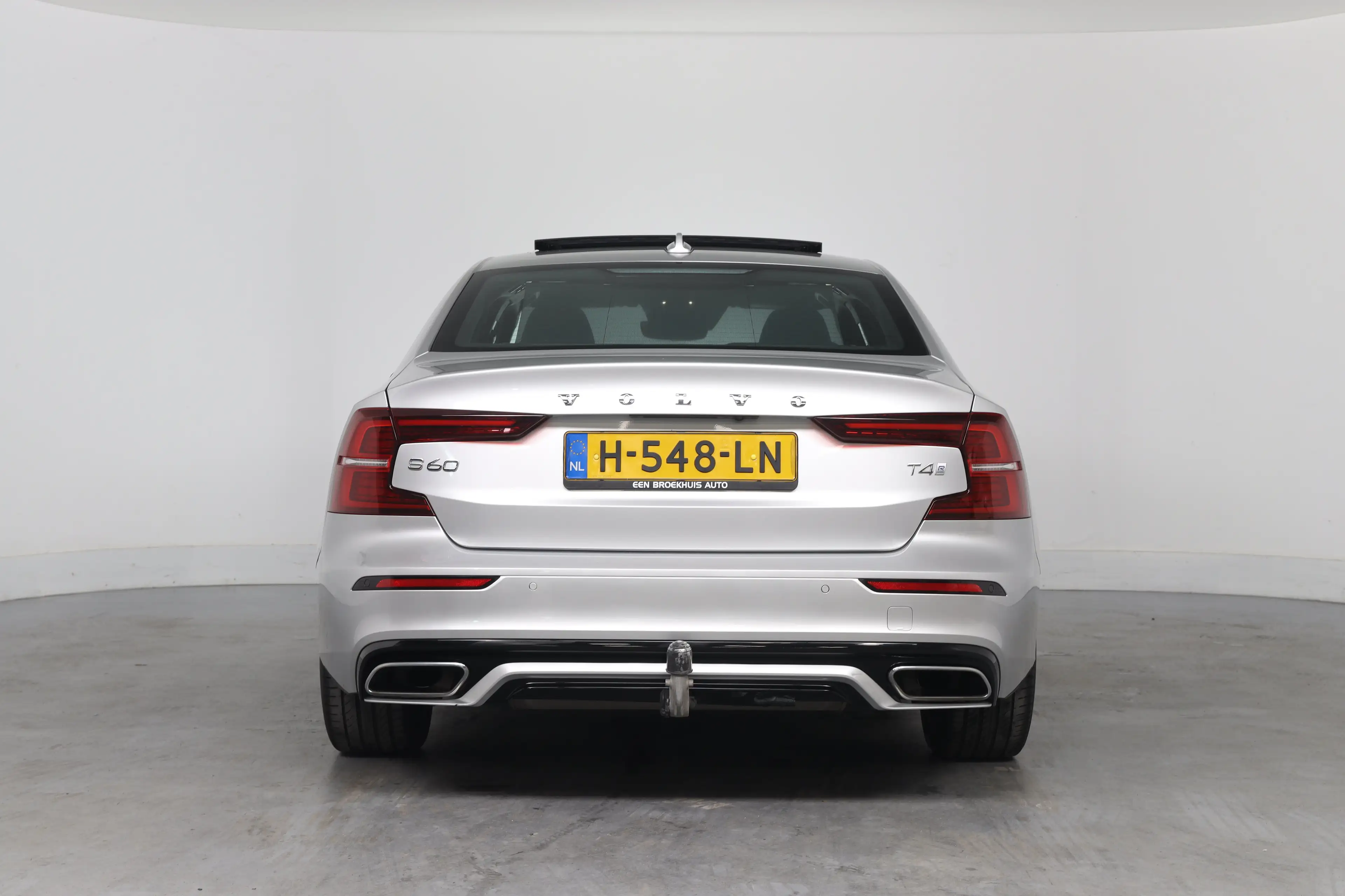 Volvo S60 2.0 T4 R-Design | Achteruitrijcamera | Elektrisch — photo 14