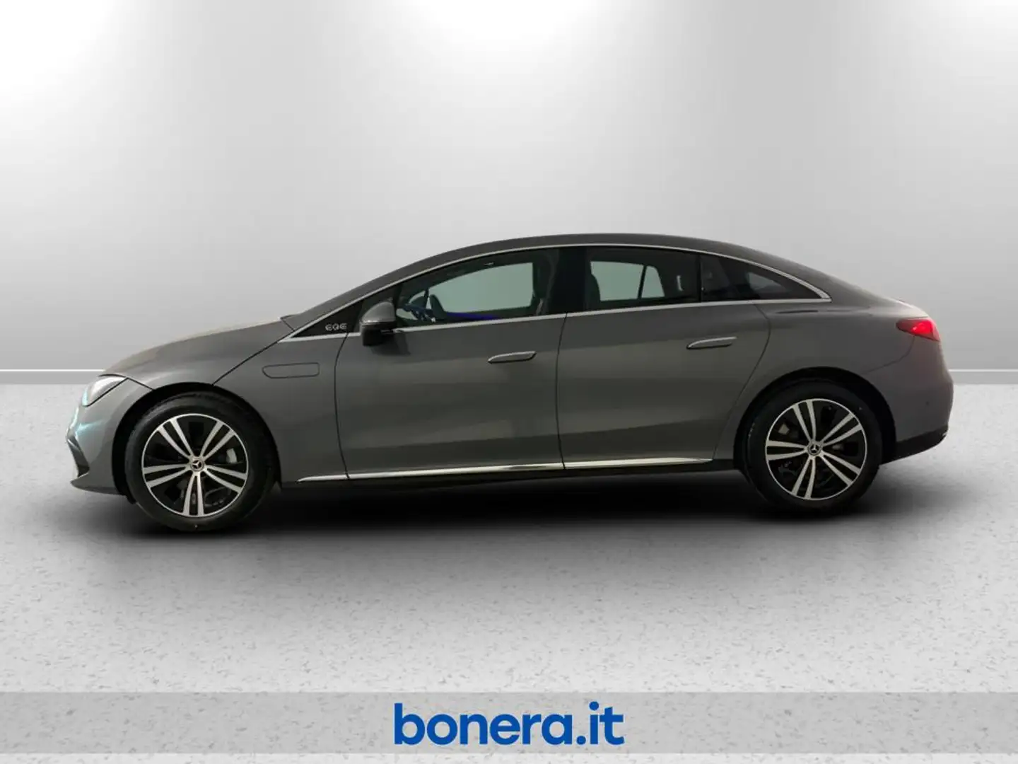 Mercedes-Benz EQE 300 Advanced Plus Szürke - 2