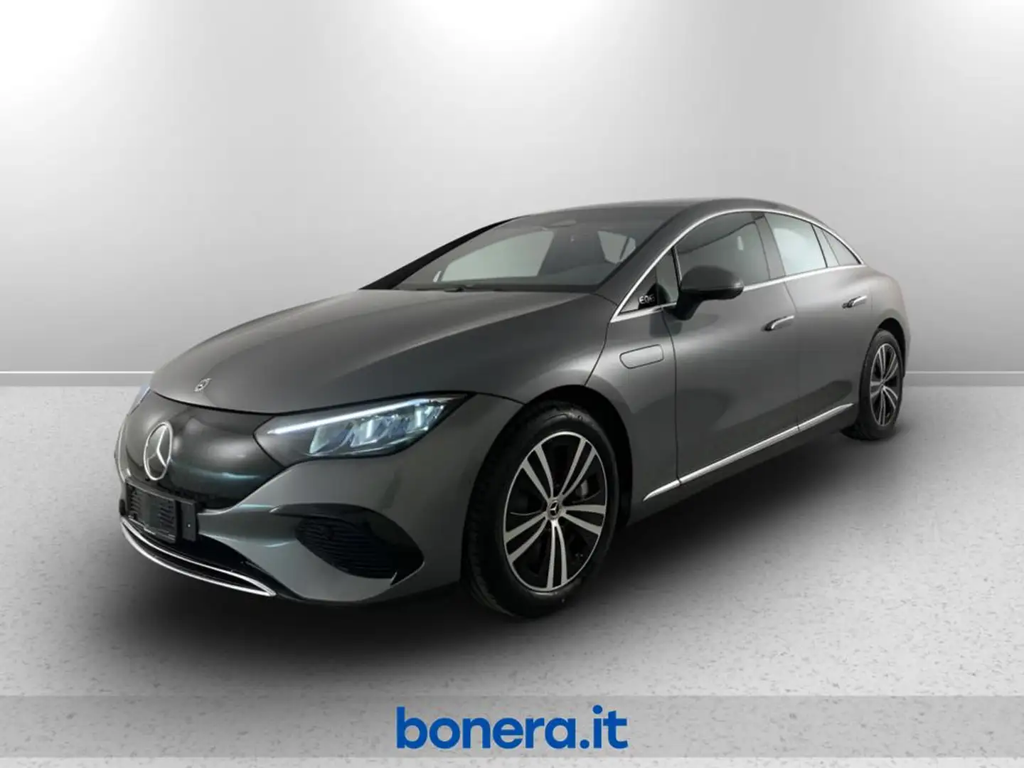Mercedes-Benz EQE 300 Advanced Plus Grey - 1