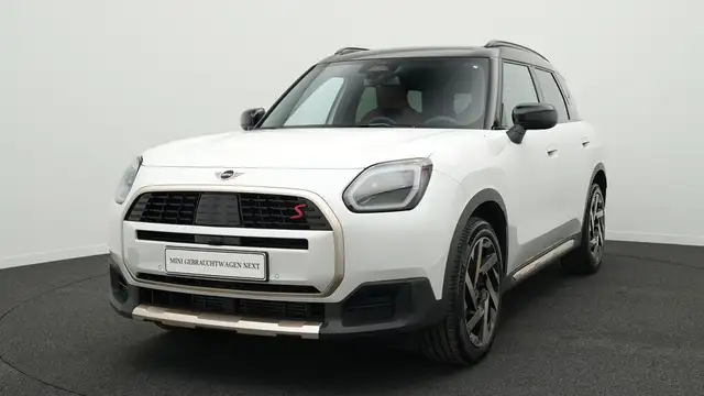 MINI Countryman S All4 Favoured Trim