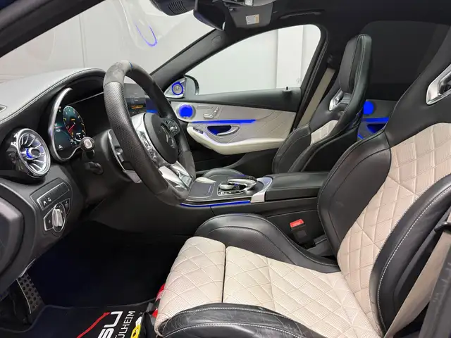 Mercedes-Benz C 63 Amg view 9