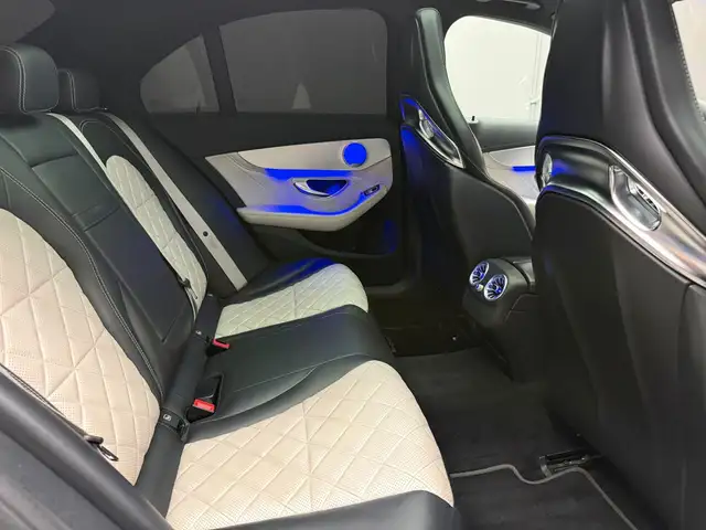 Mercedes-Benz C-Class view 16