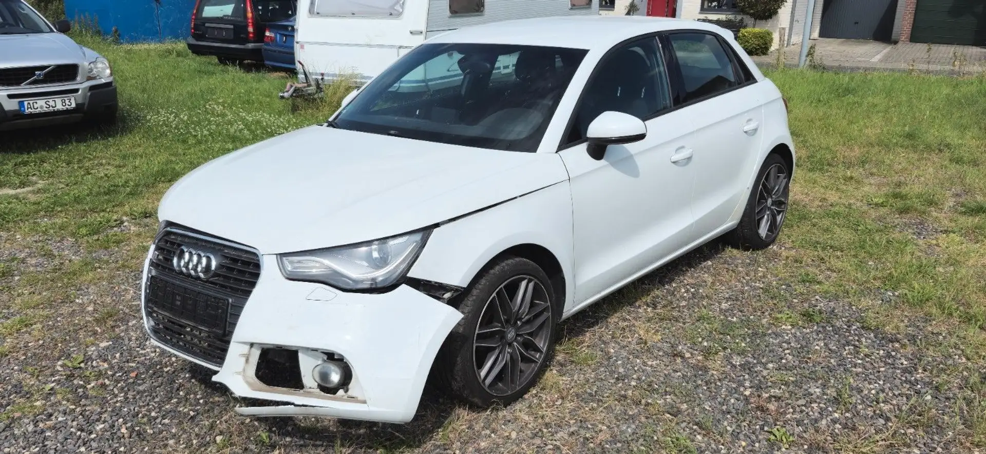 Audi A1 Sportback attraction km mit Carpass Weiß - 1