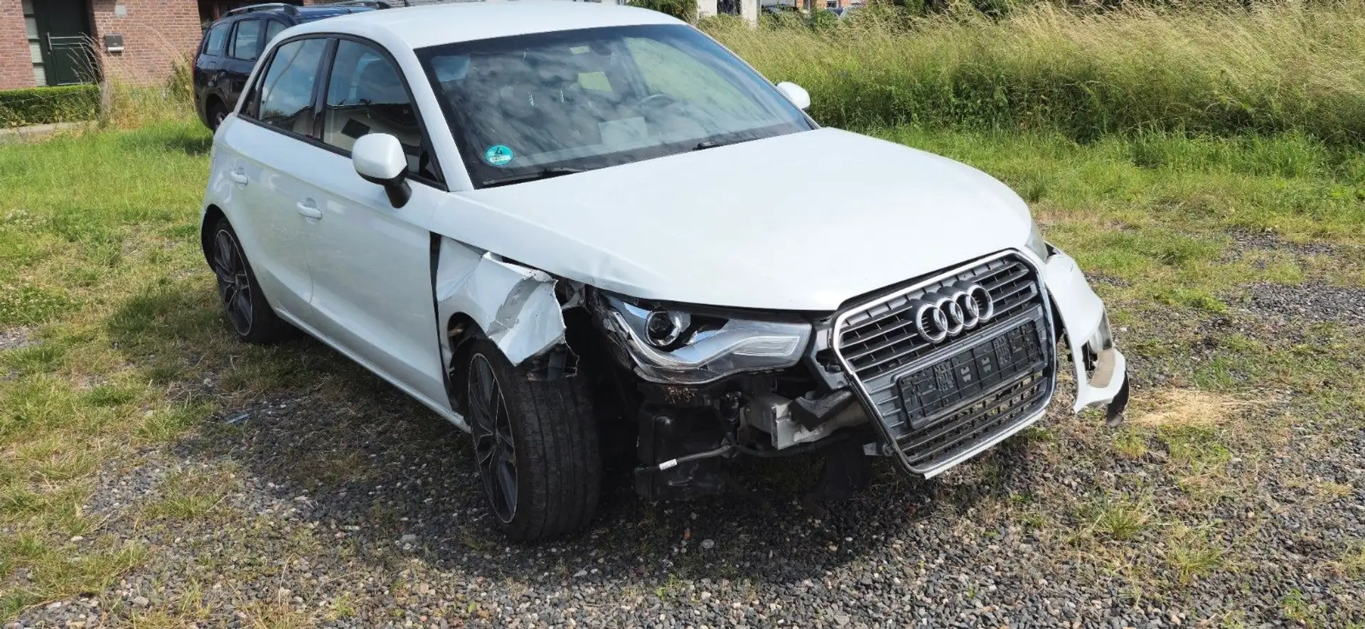 Audi A1 Sportback attraction km mit Carpass Weiß - 2