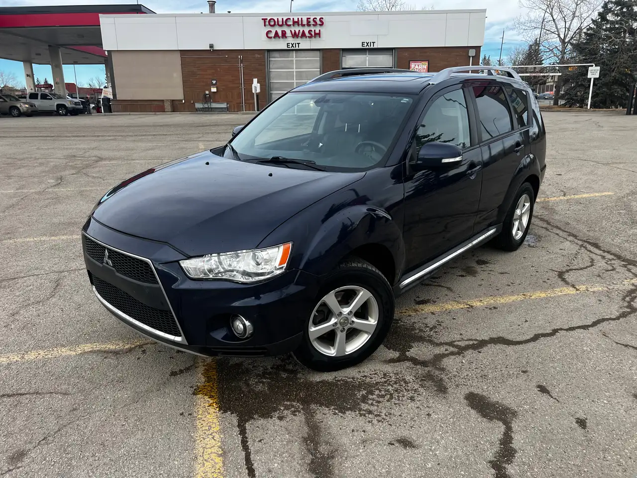 Mitsubishi Outlander снимка Mitsubishi Outlander