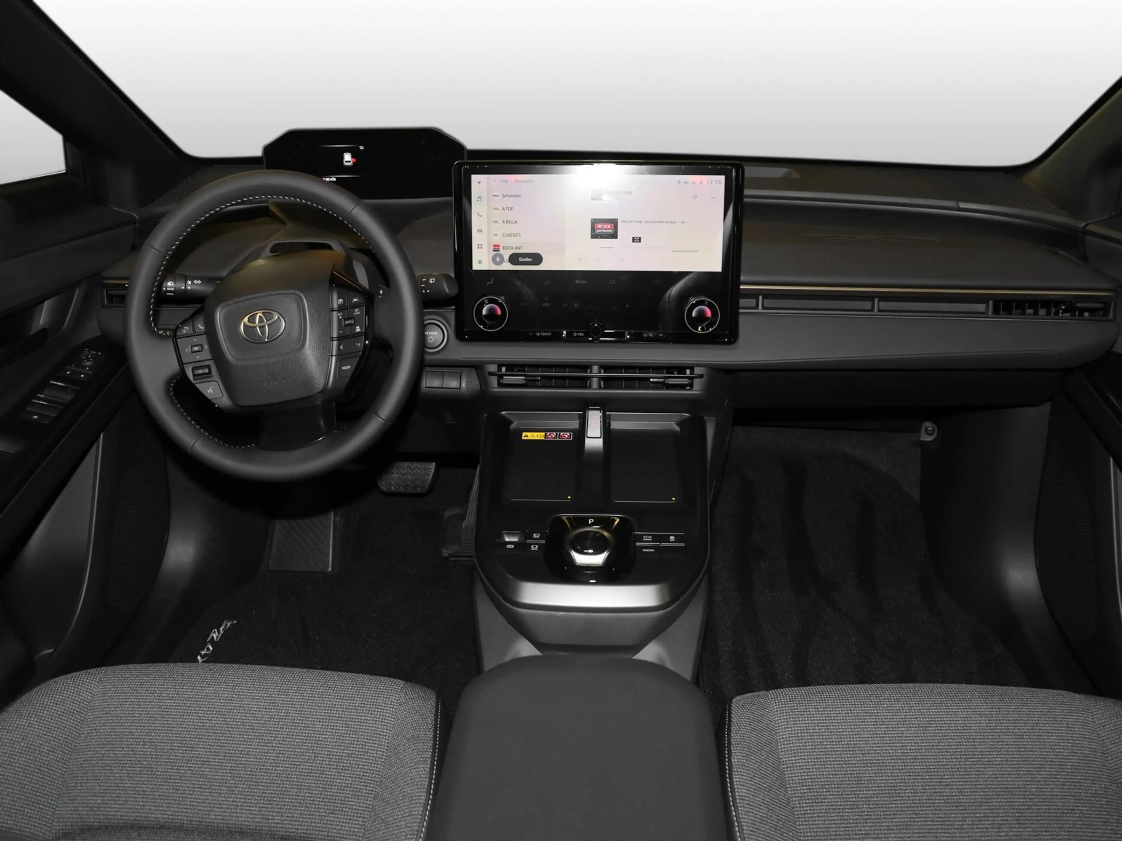 Toyota bZ4X Touring FWD Teamplayer SHZ PDC KAMERA KLIMA — photo 8