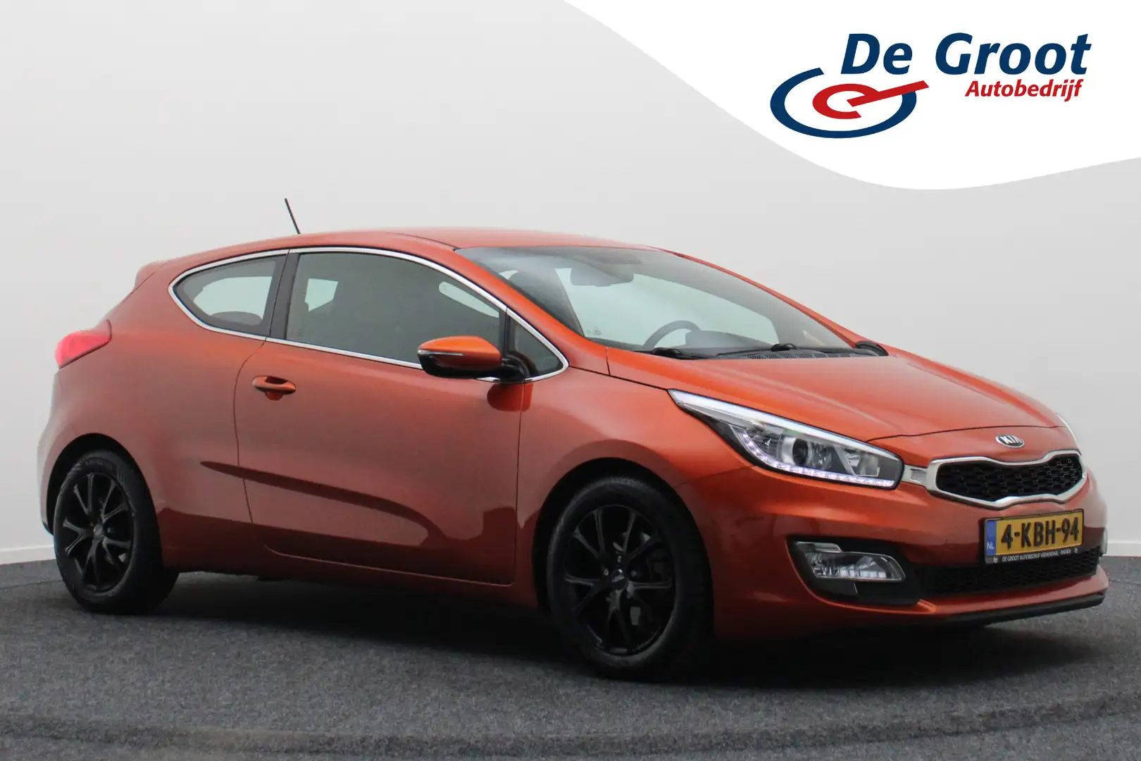 Kia ProCeed / pro_cee'd 1.6 GDI Business Pack Camera, Navigatie, Climate, Oranžová - 1
