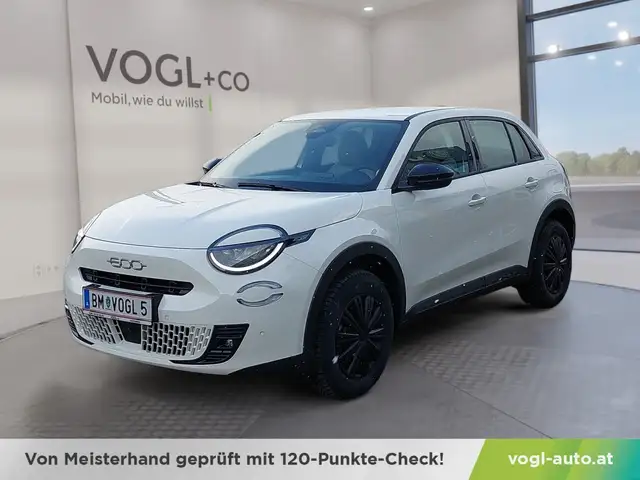 Fiat 600 Hybrid ICON T-Gen3 110Ps