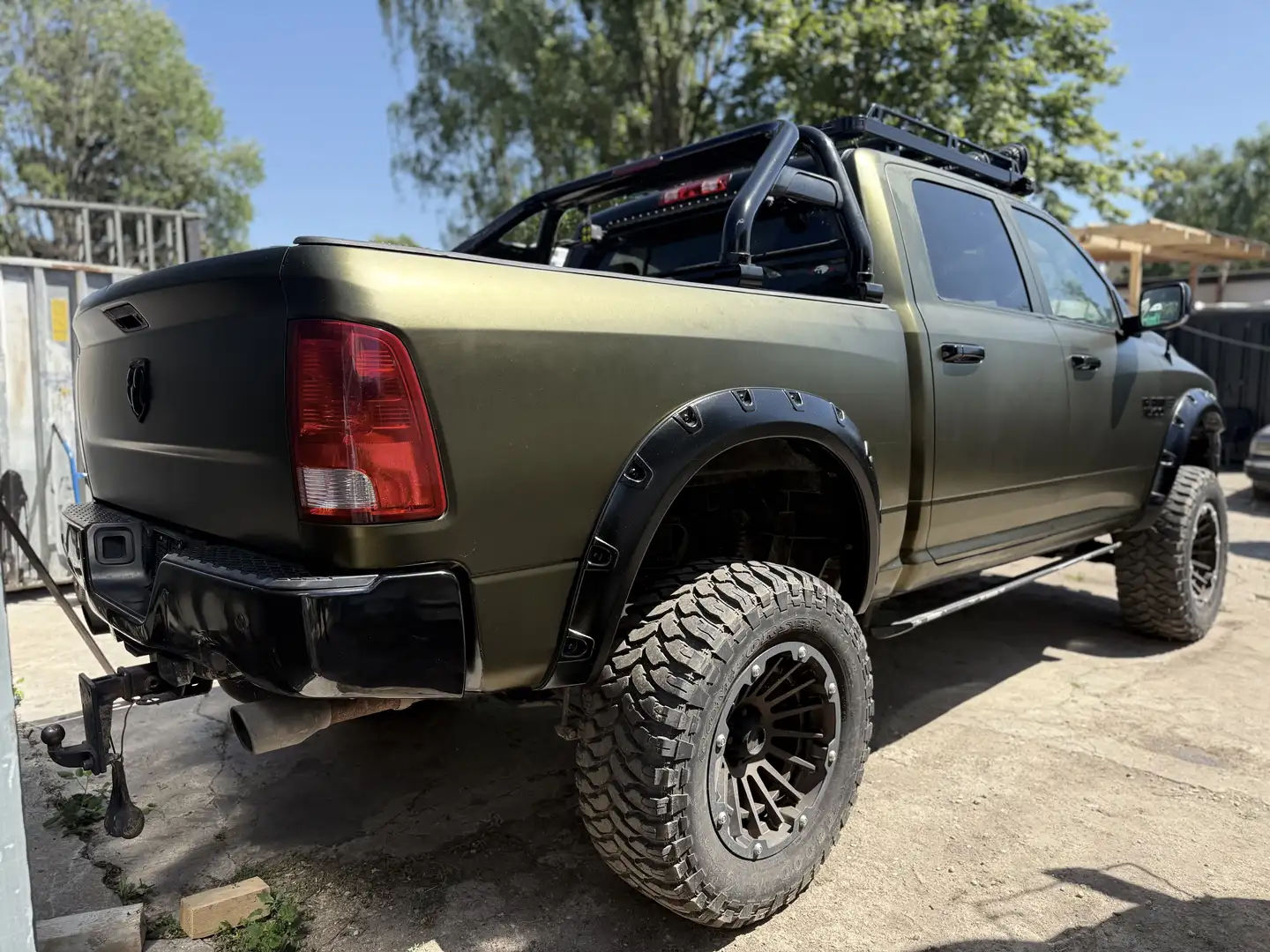 Dodge RAM Laramie Extrem Umbau - Höher - Breiter - Monster - 2