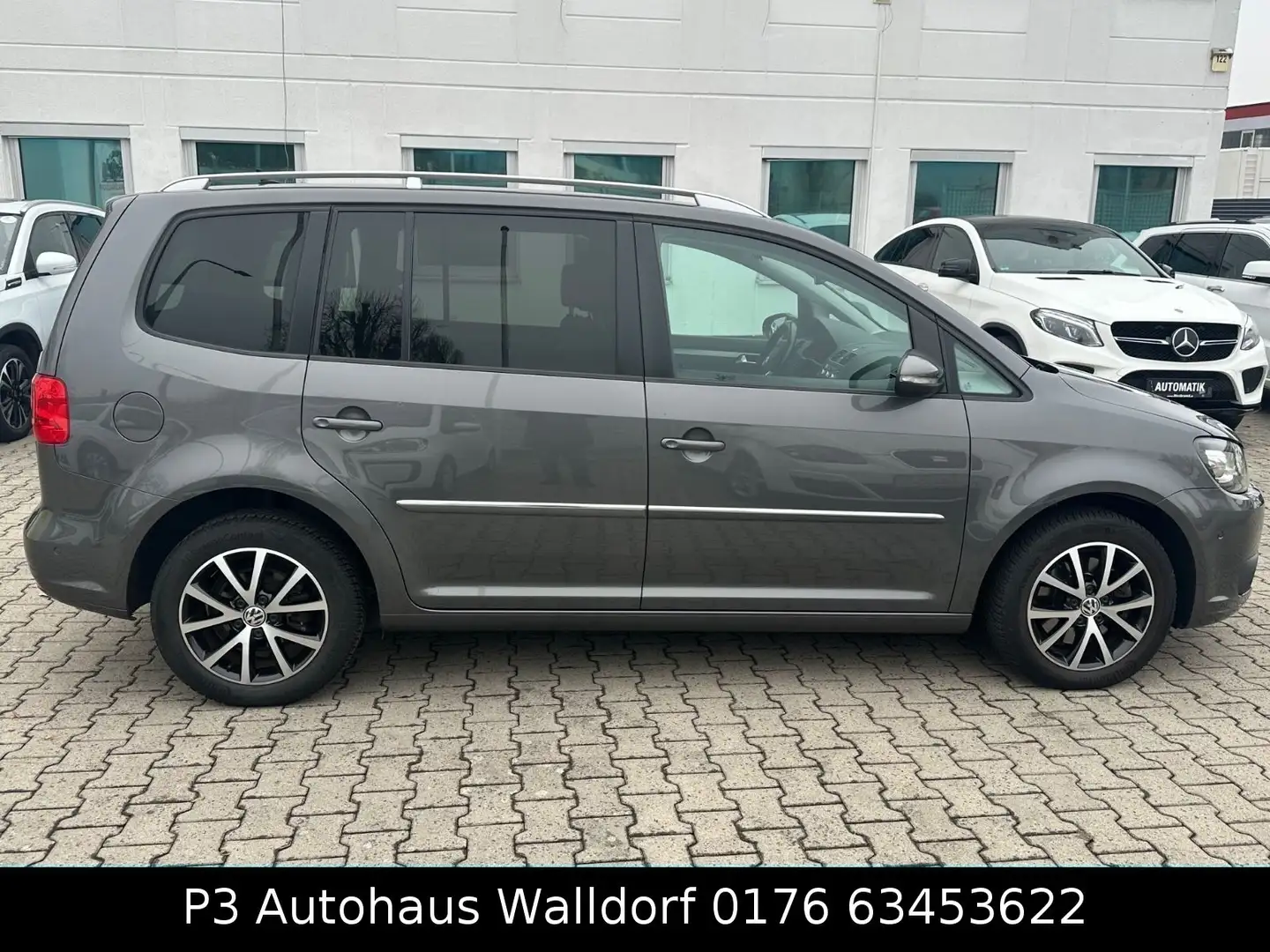 Volkswagen Touran Highline 7 SITZER*GARANTIE*HU*1HAND*LED Gris - 1