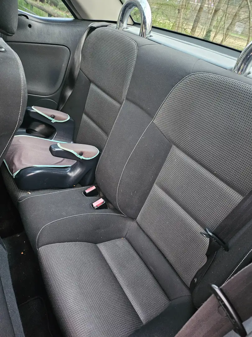 Peugeot 207 207 CC 1.6 HDi 112ch FAP Féline Argent - 2